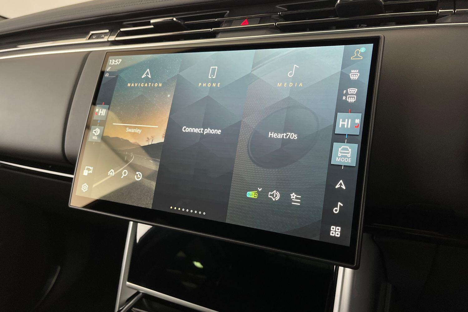 Land Rover Range Rover view 24