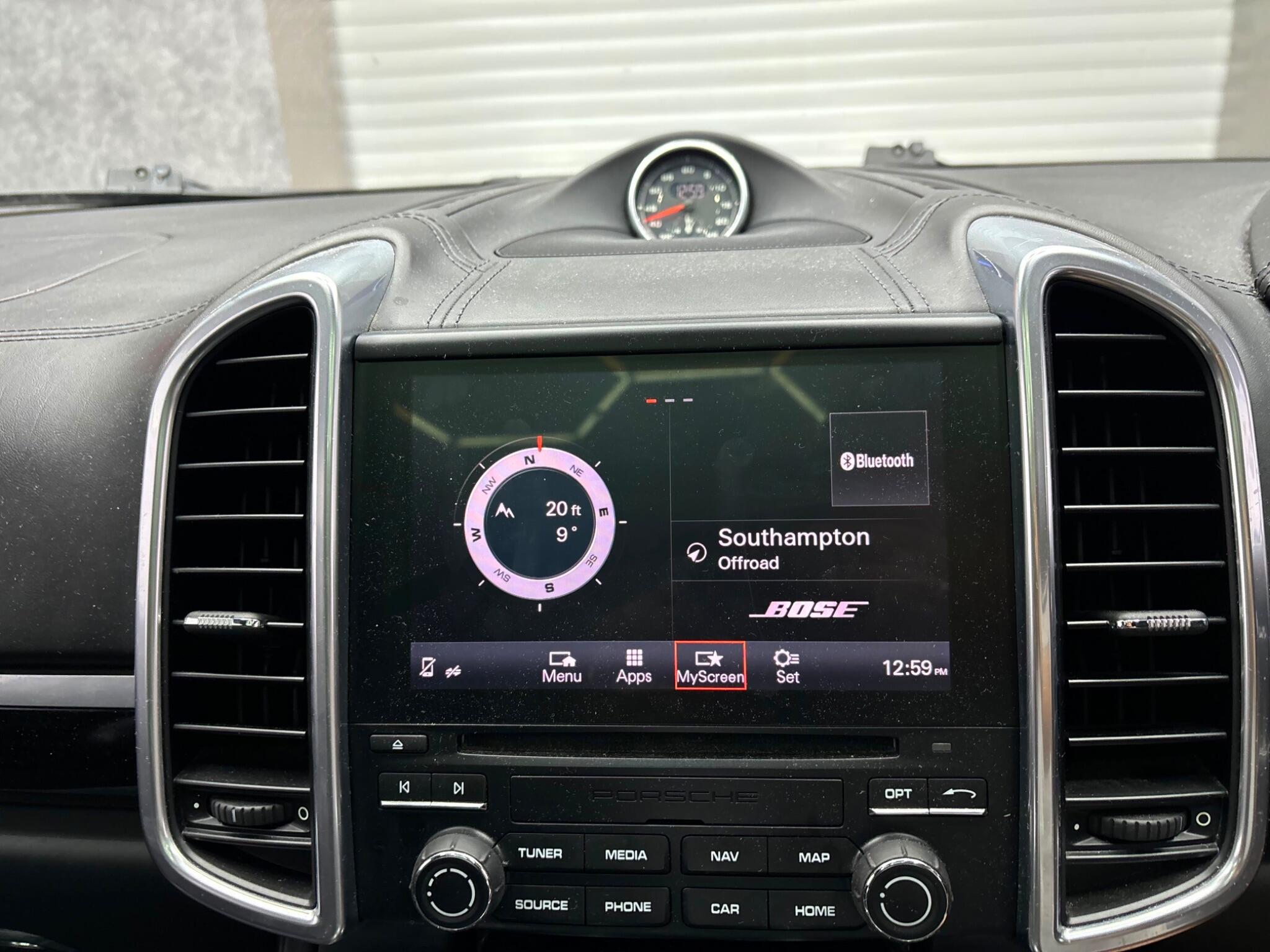 Porsche Cayenne view 48