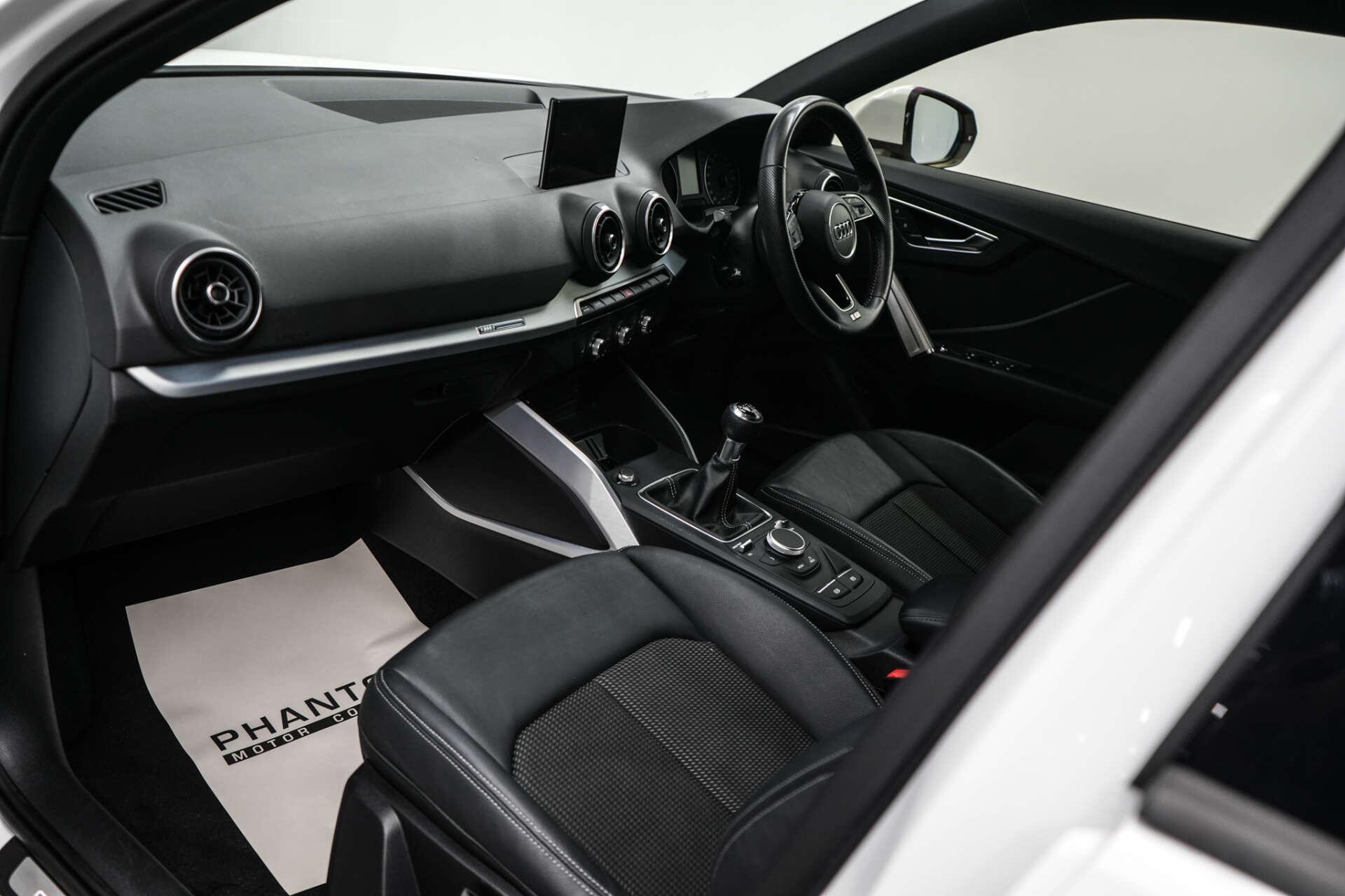 Audi Q2 view 17