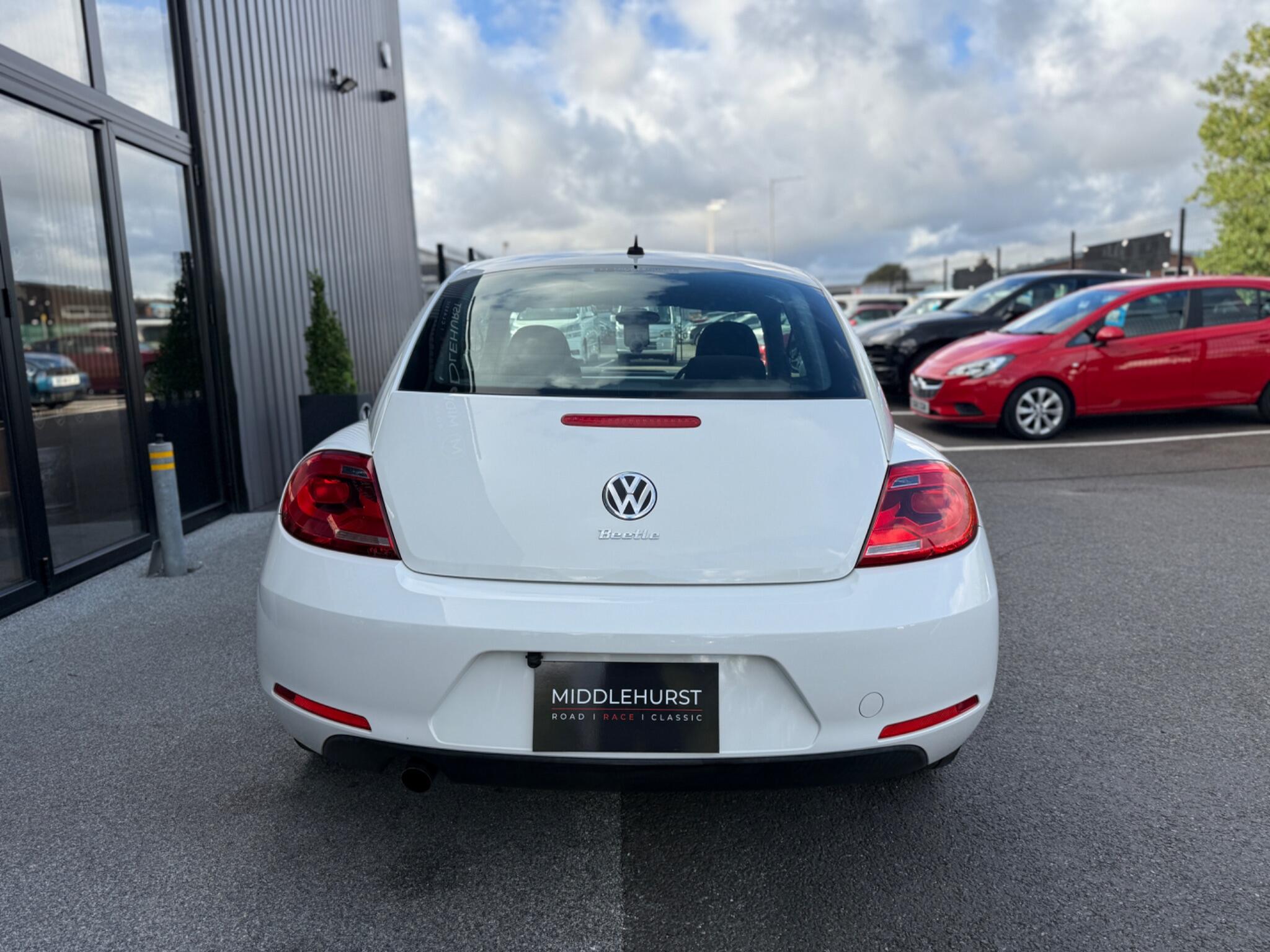 Volkswagen Beetle view 55