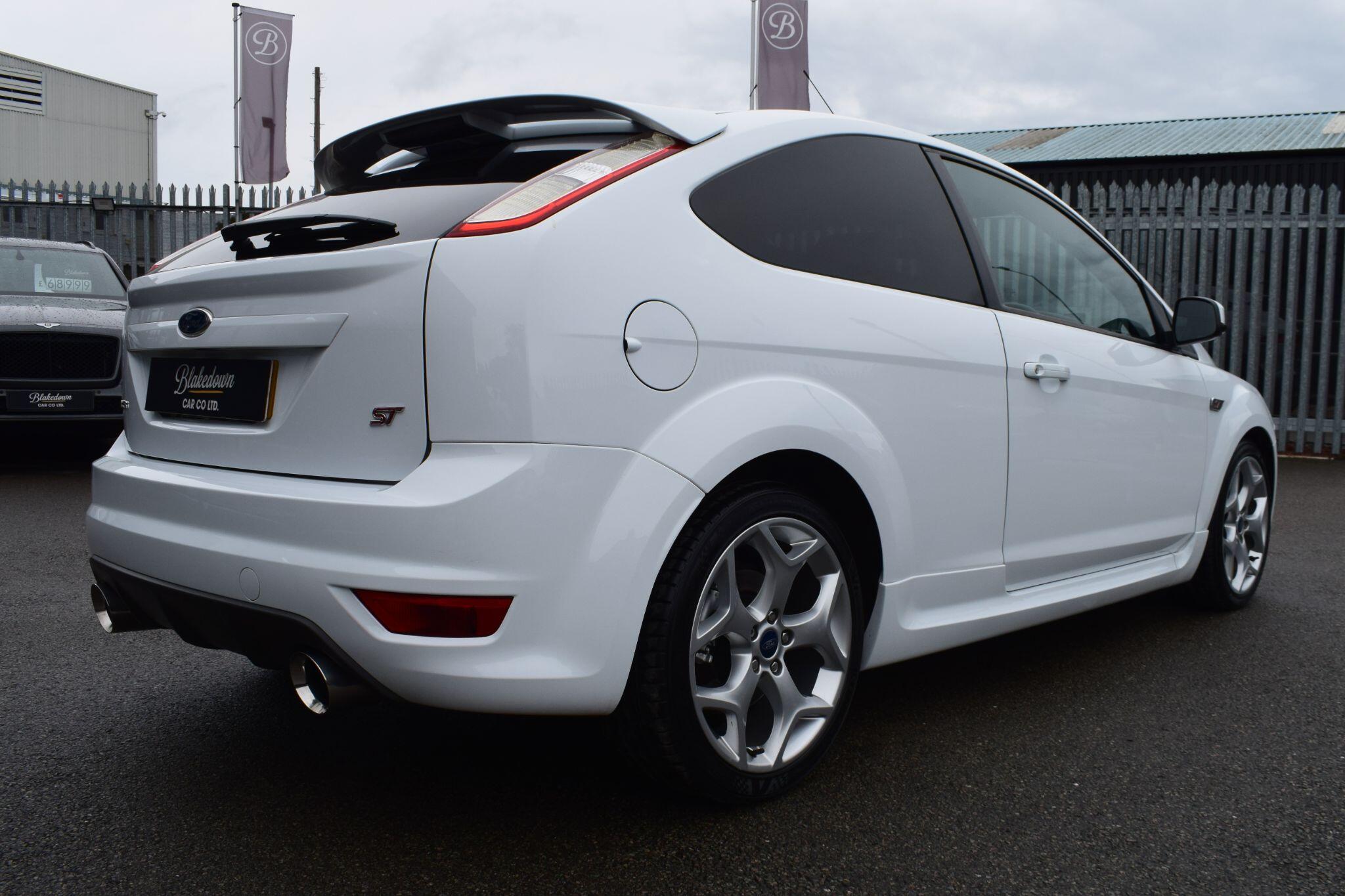 Ford Focus view 5