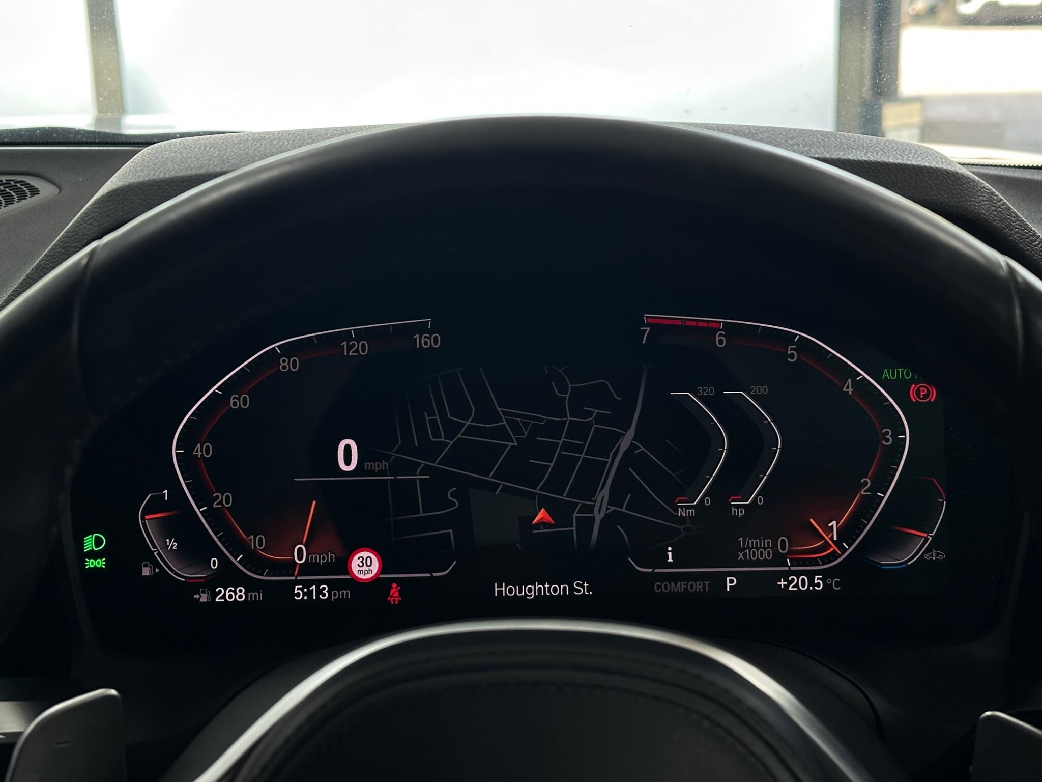 BMW 3 Series view 27