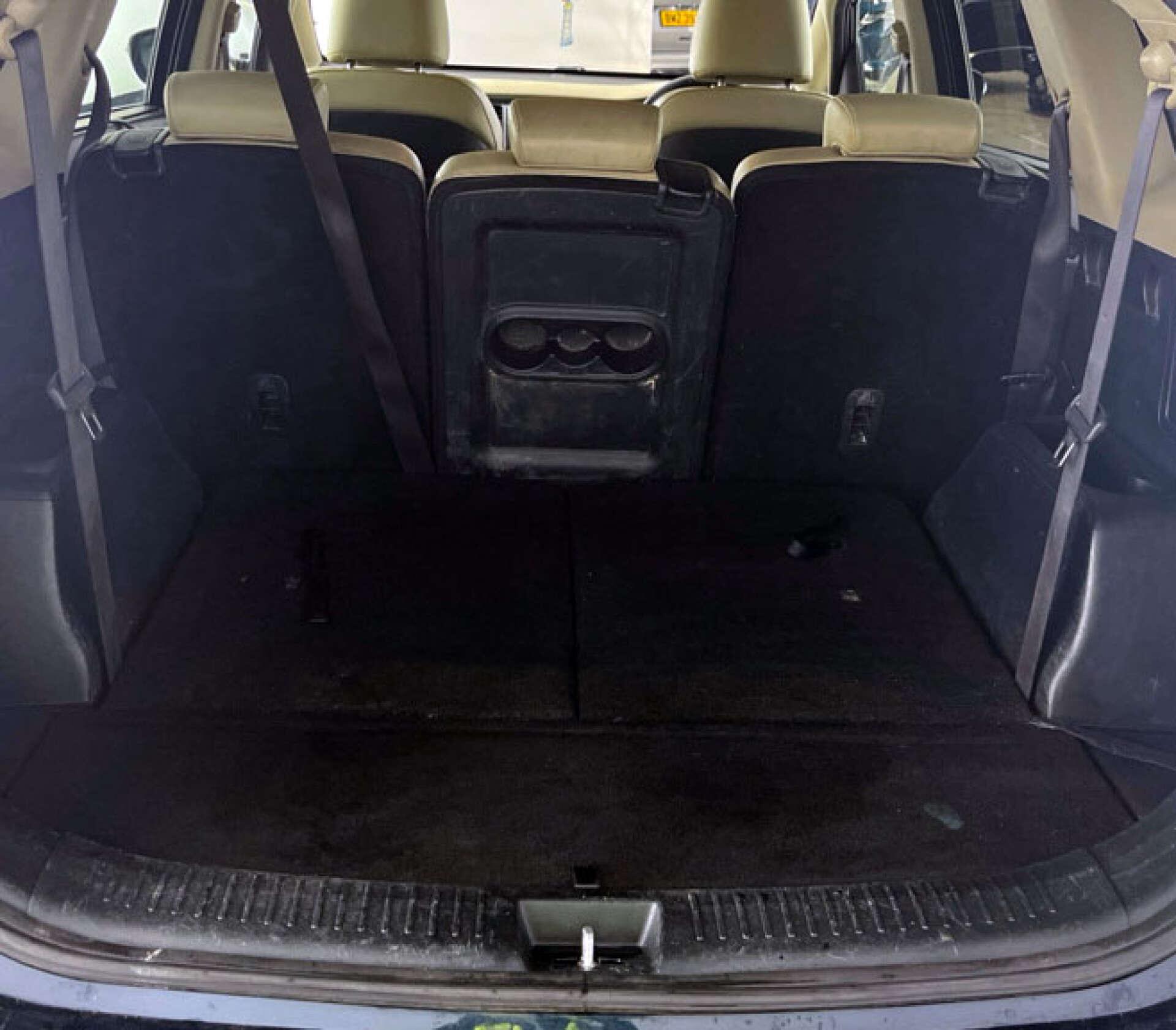 Kia Carens view 6