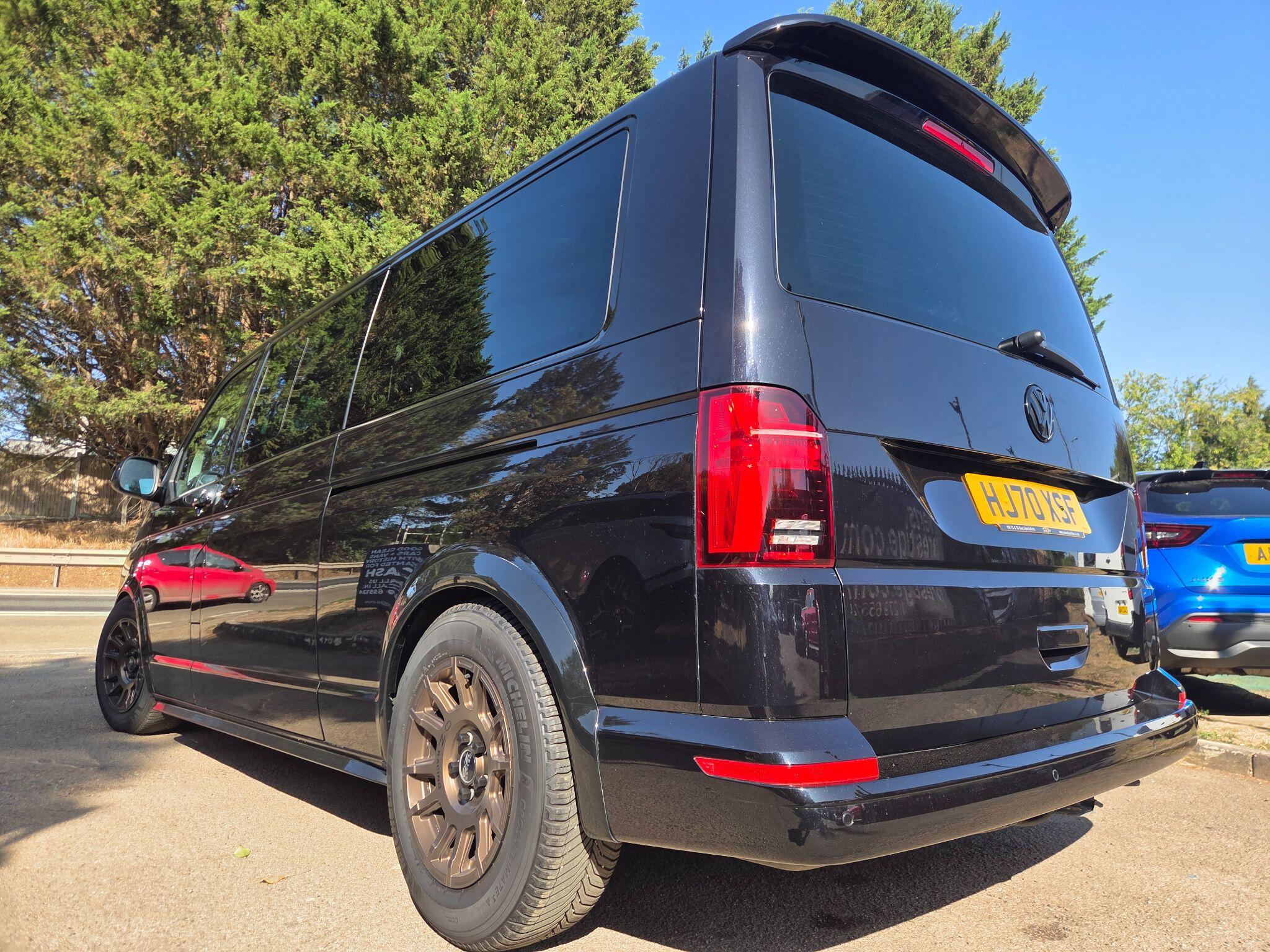Volkswagen Transporter view 22