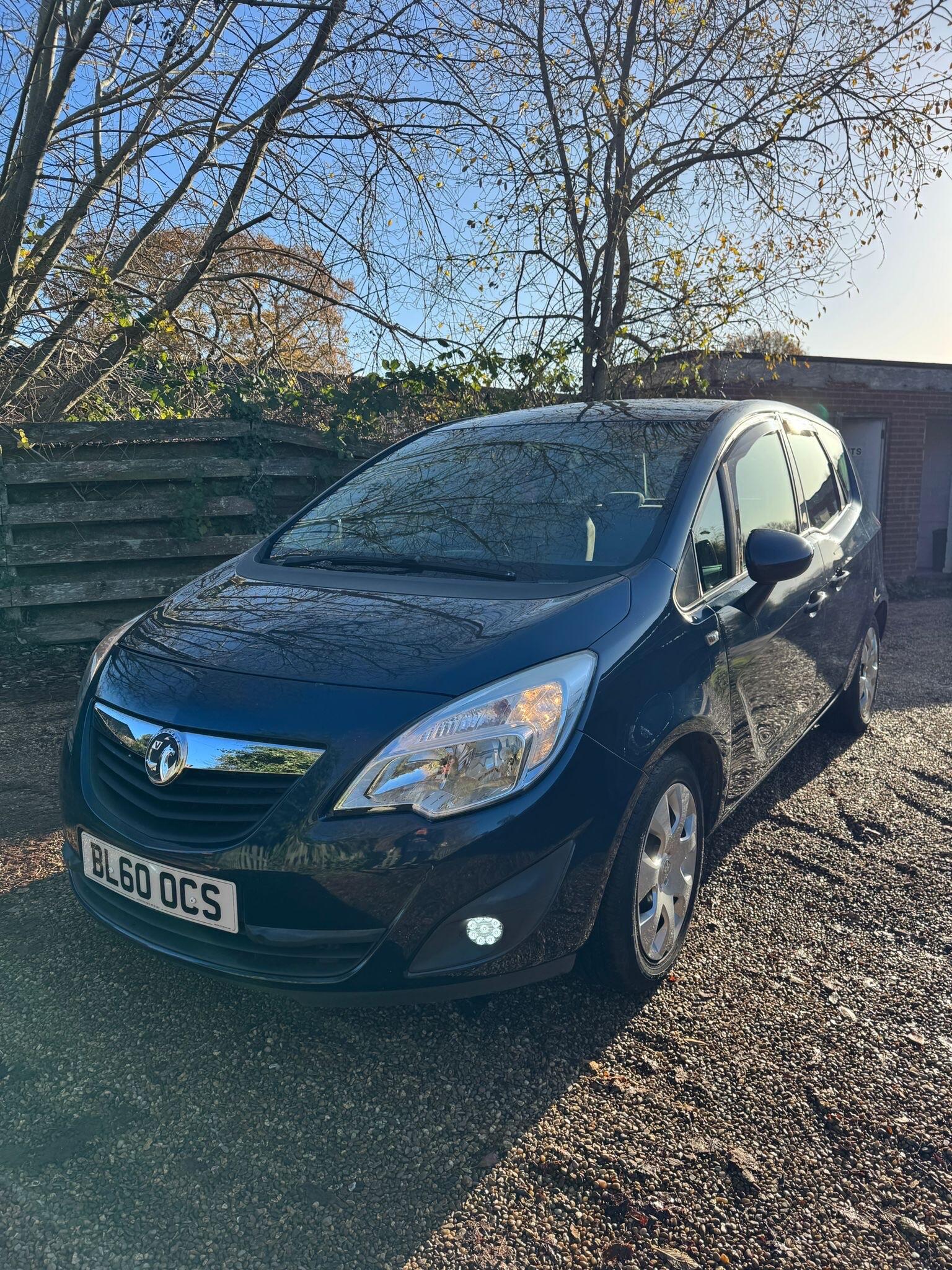 2011 Vauxhall Meriva 1.4T 16V Exclusiv Euro 5 5dr • 70,000 miles image 1
