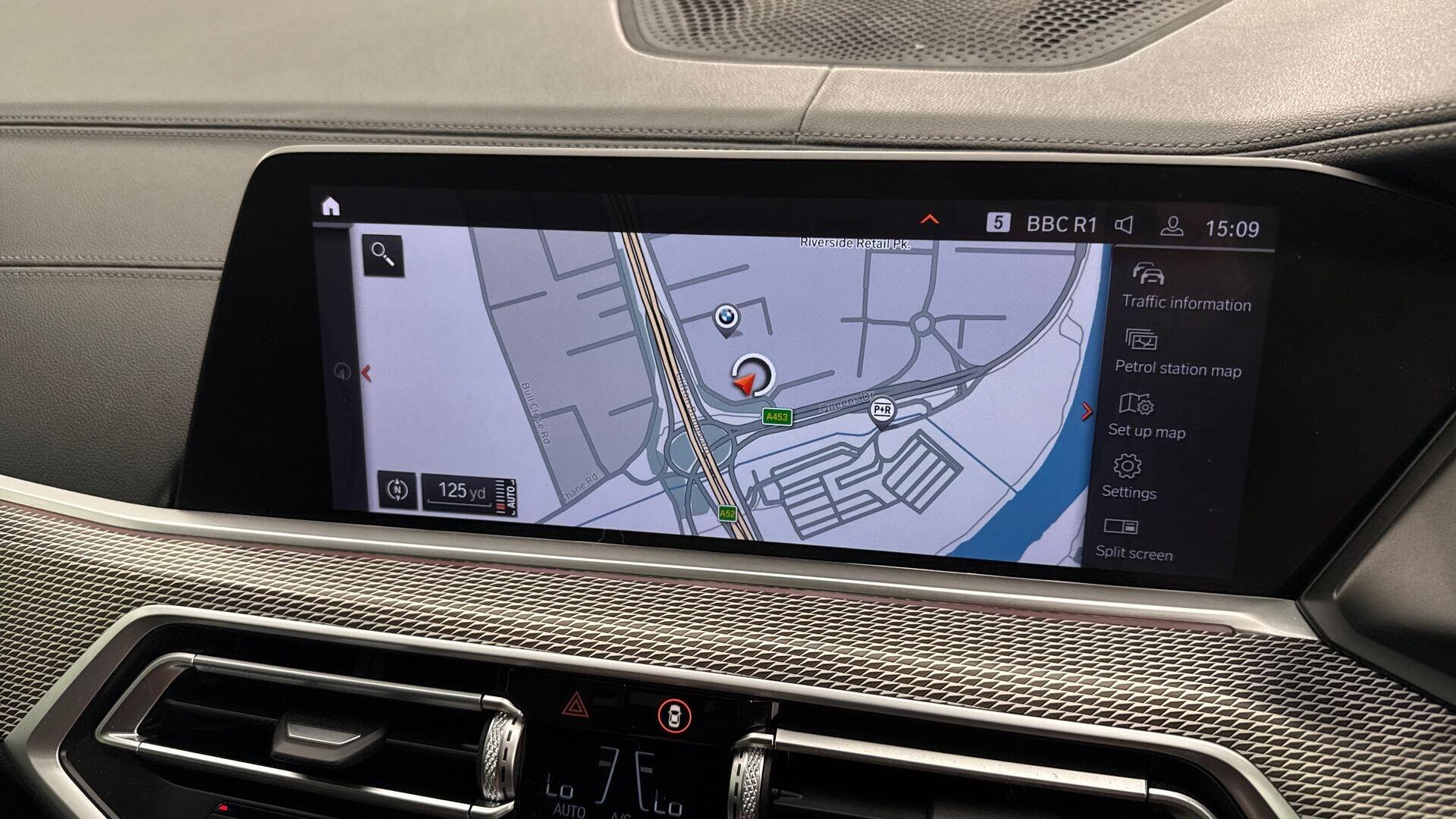 BMW X5 view 29