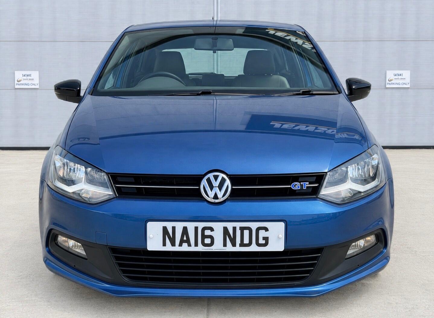 Volkswagen Polo view 3