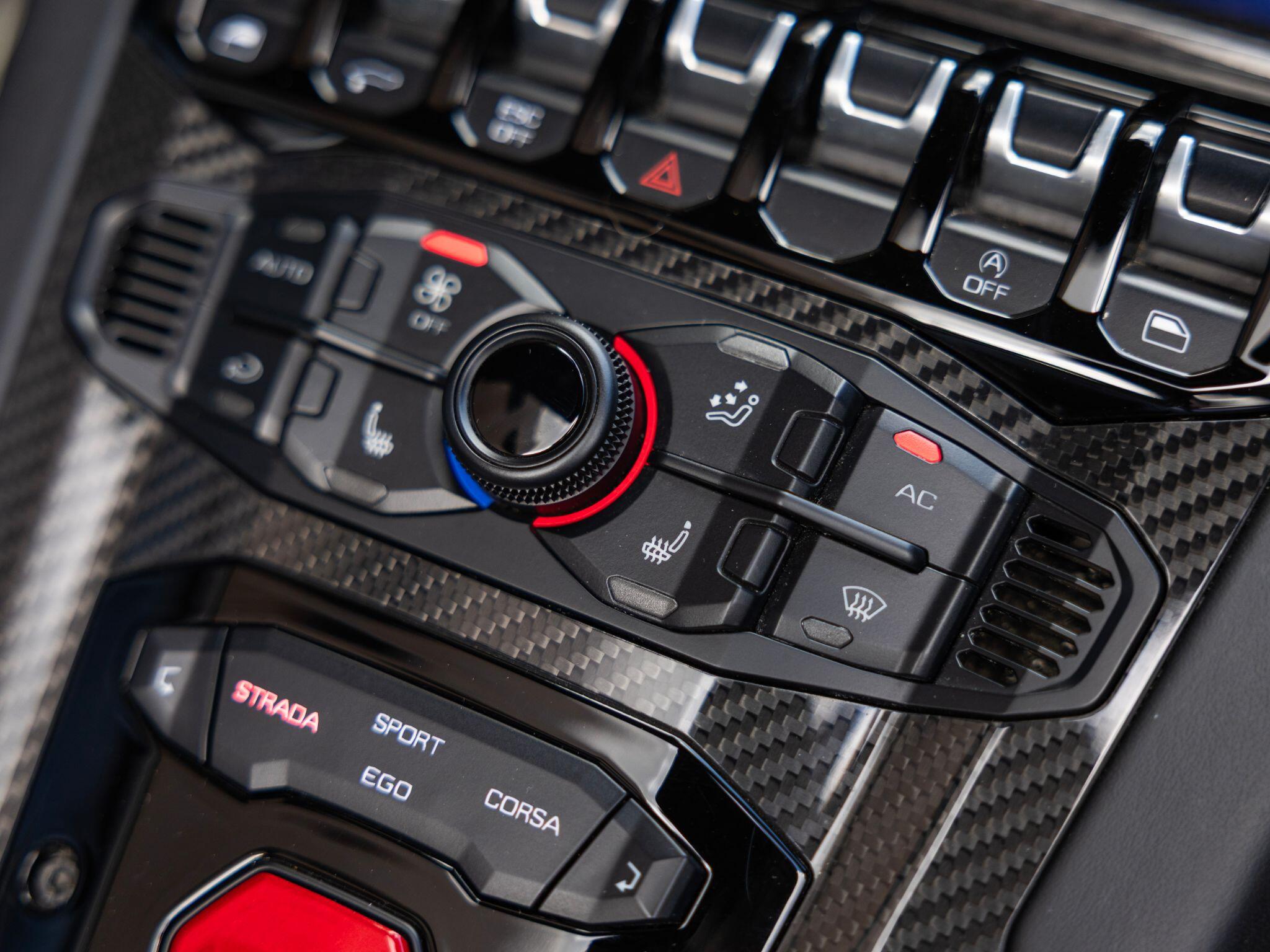 Lamborghini Aventador view 44