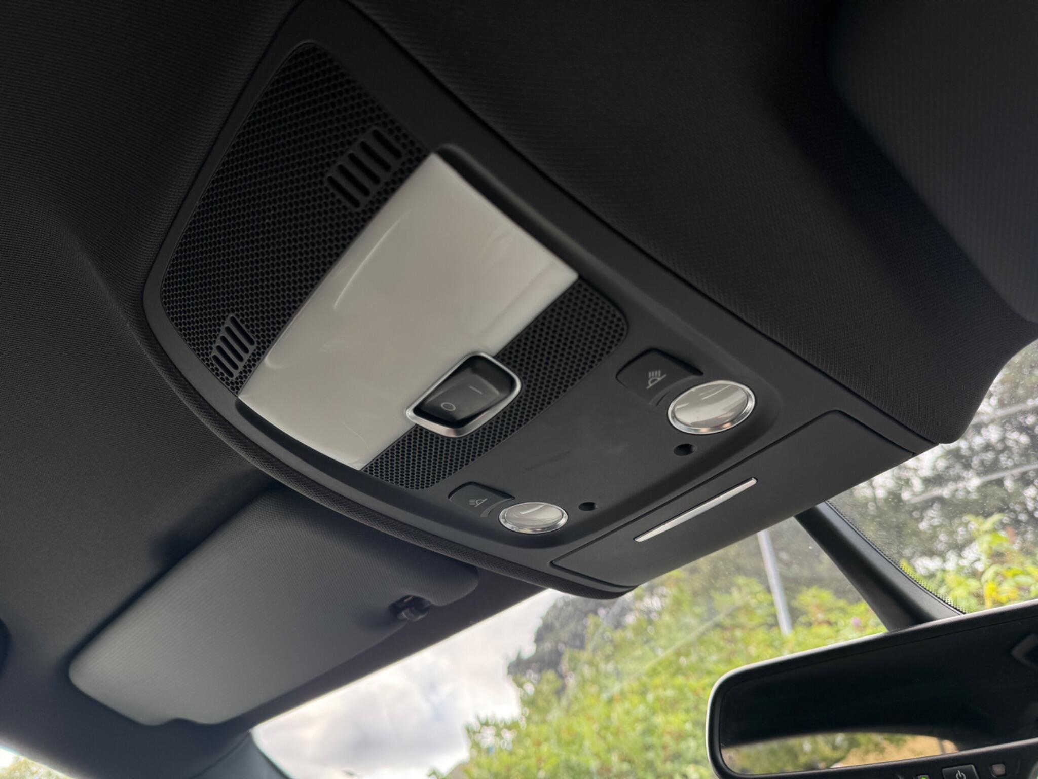 Audi Q5 view 44