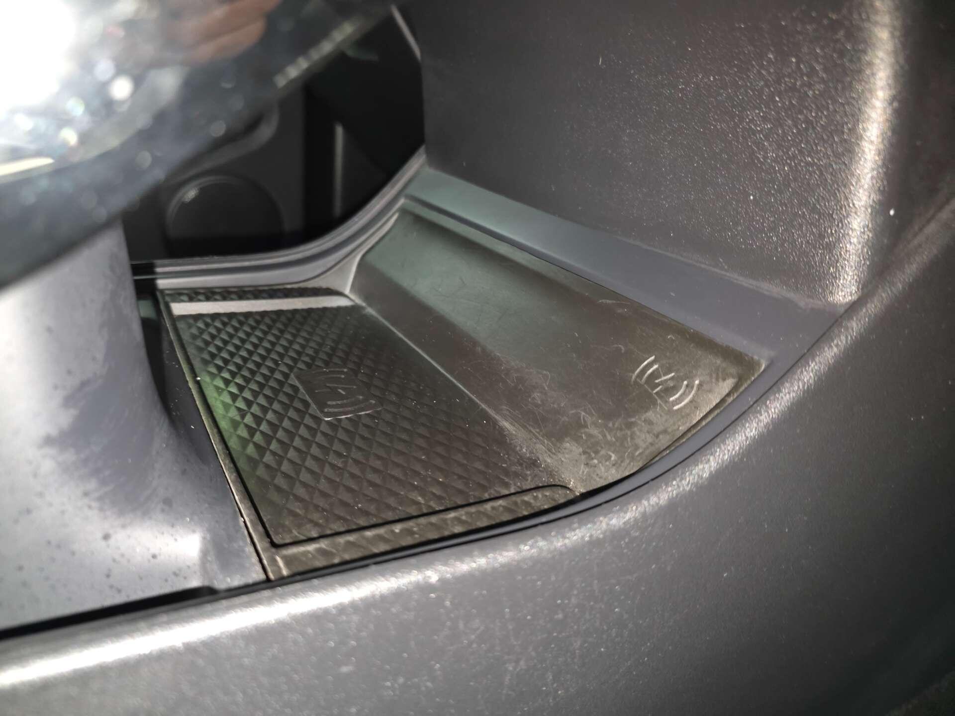 Land Rover Range Rover Evoque view 32