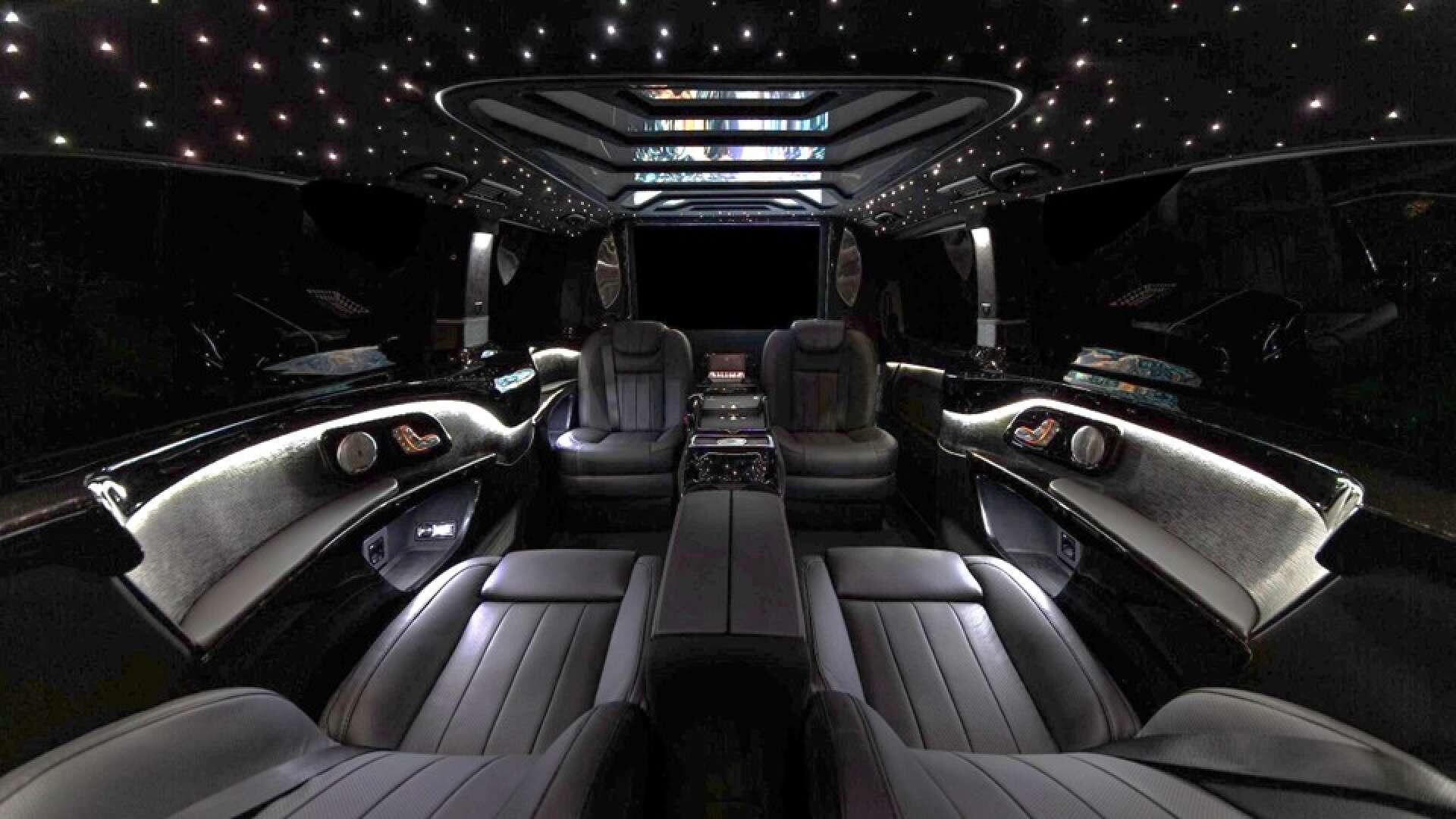 Mercedes-Benz V Class view 11