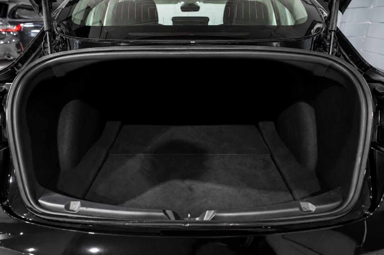 Tesla Model 3 view 38