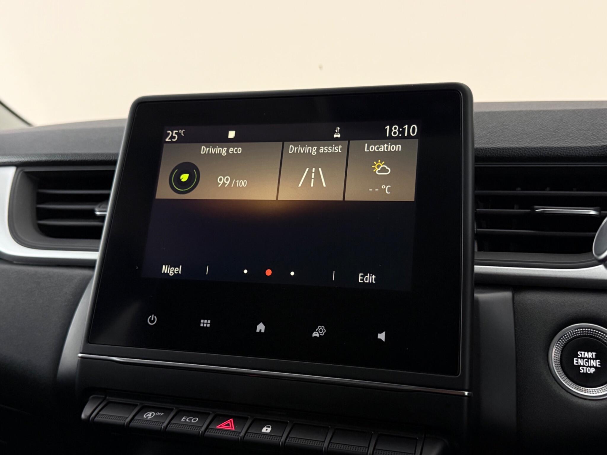 Renault Captur view 24