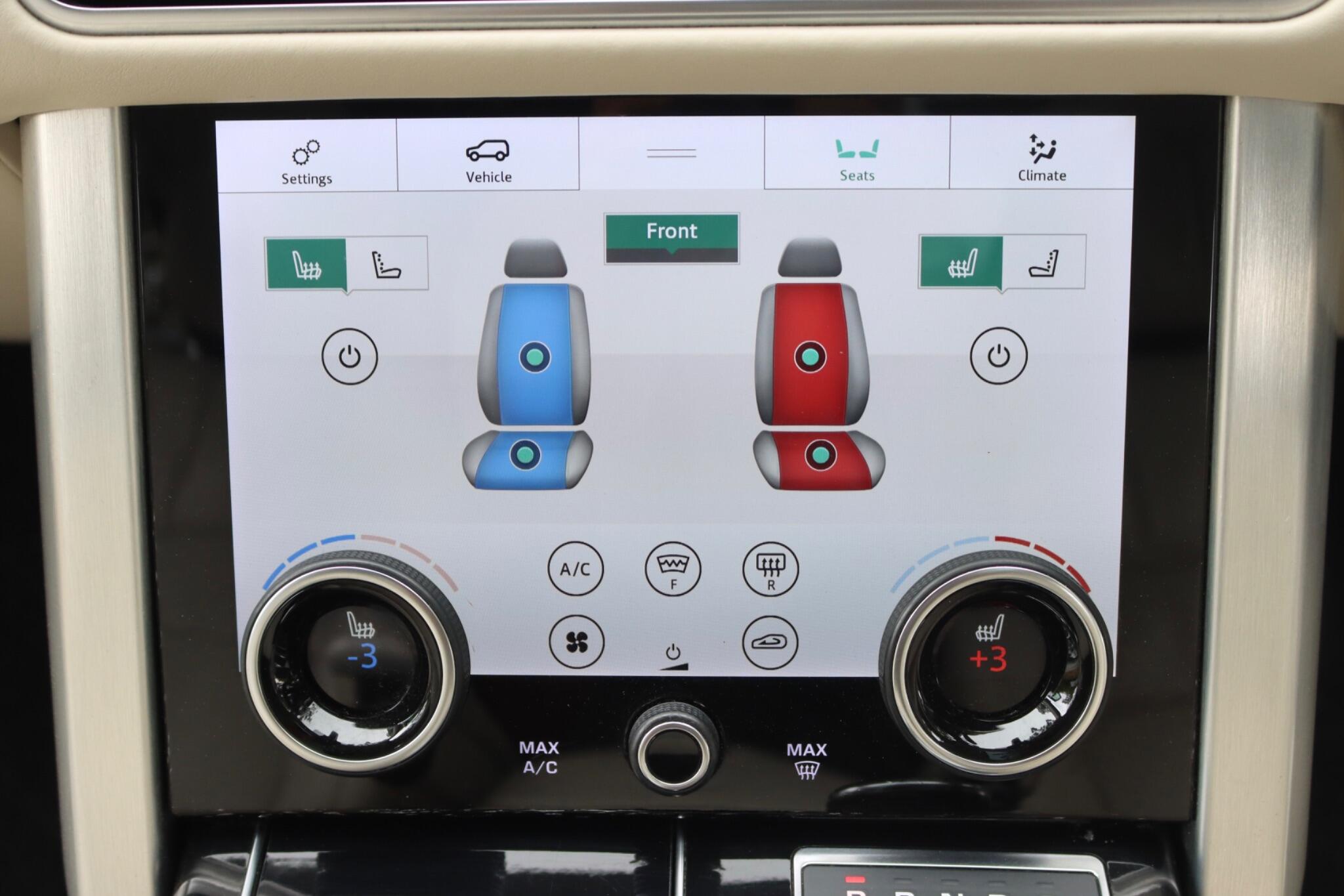 Land Rover Range Rover view 64