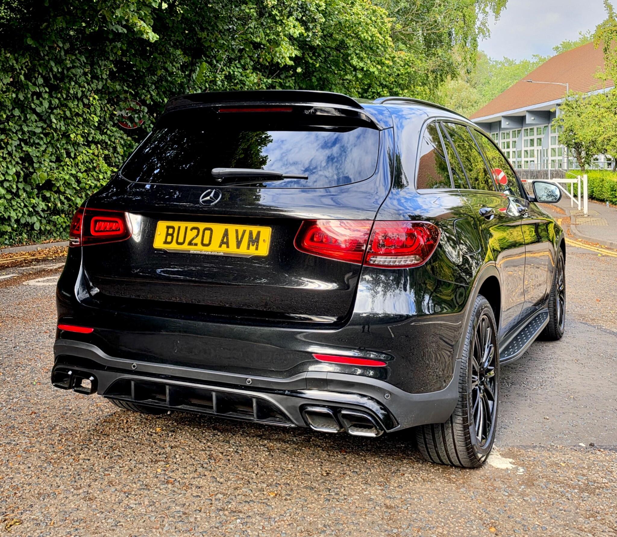 Mercedes-Benz GLC view 3