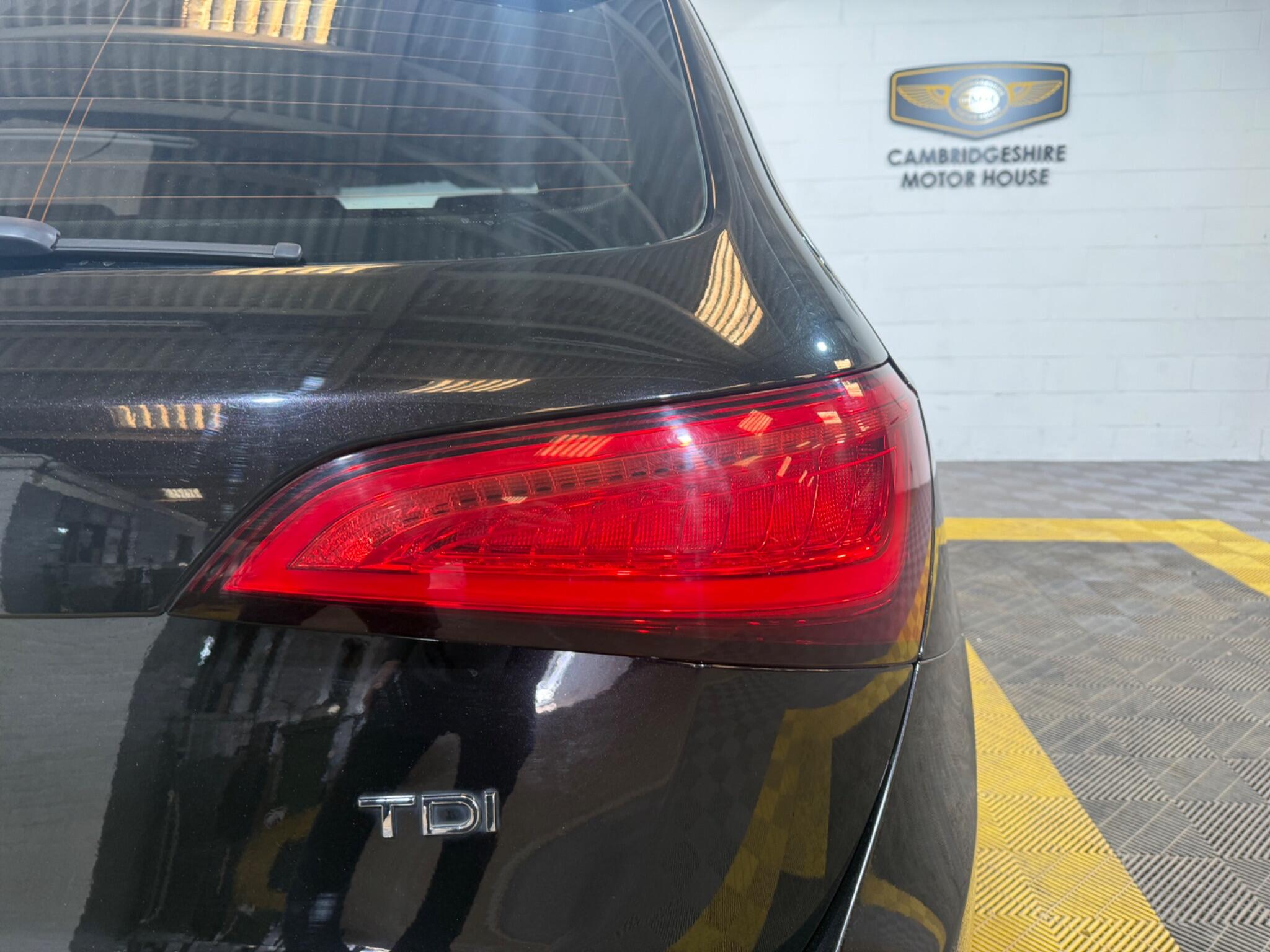Audi SQ5 view 72