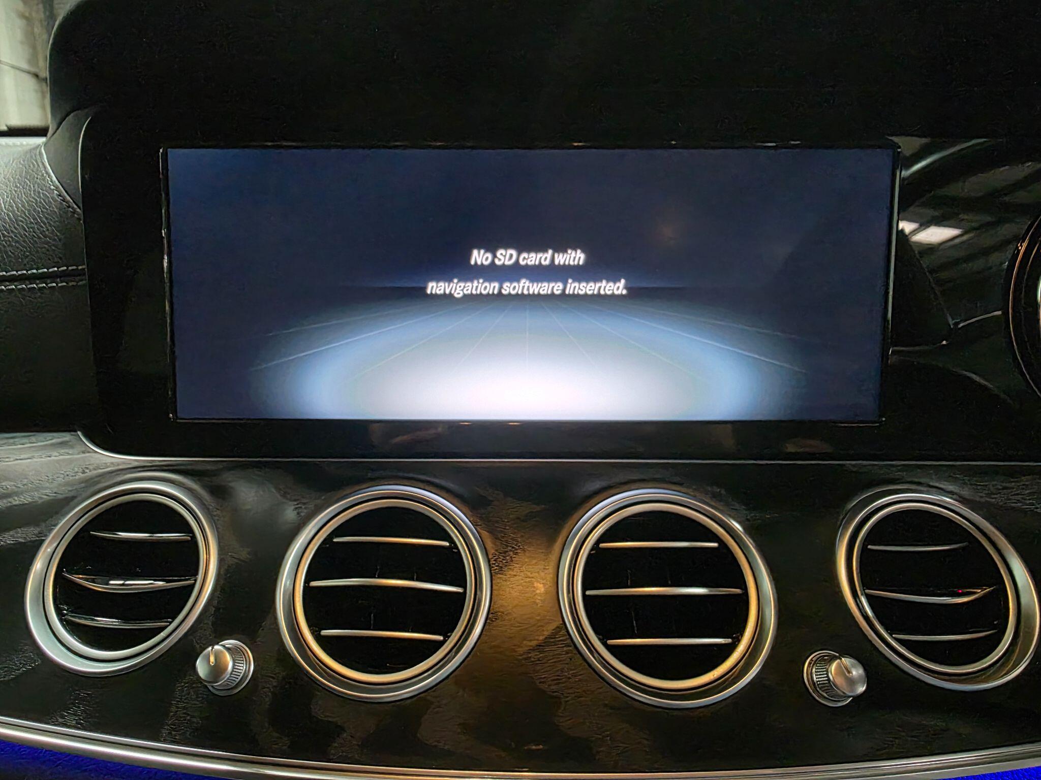 Mercedes-Benz E-Class view 7