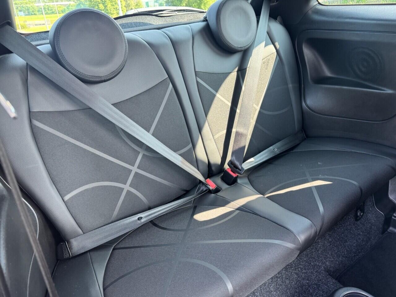 Fiat 500 view 23