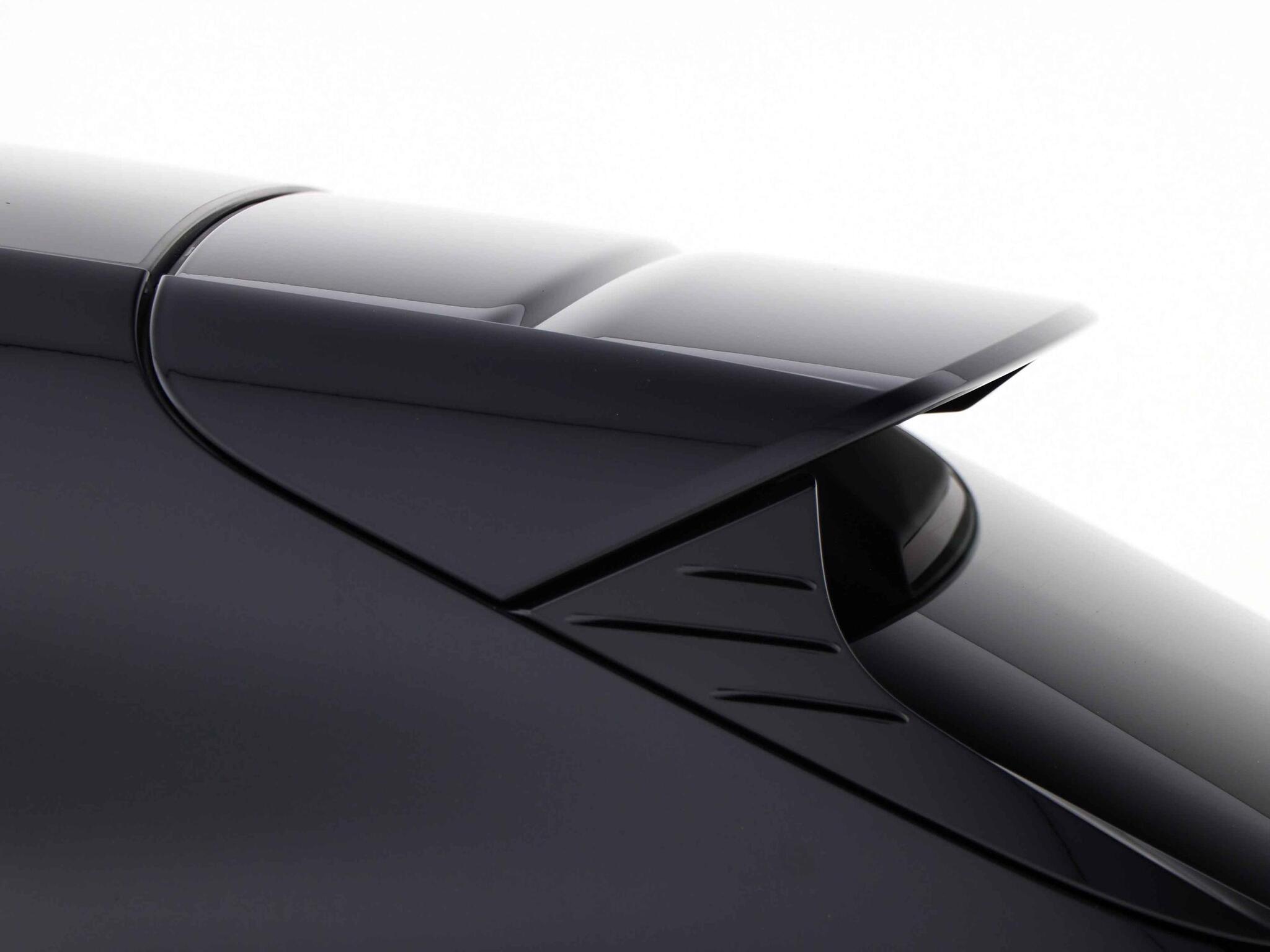 Porsche Taycan view 23