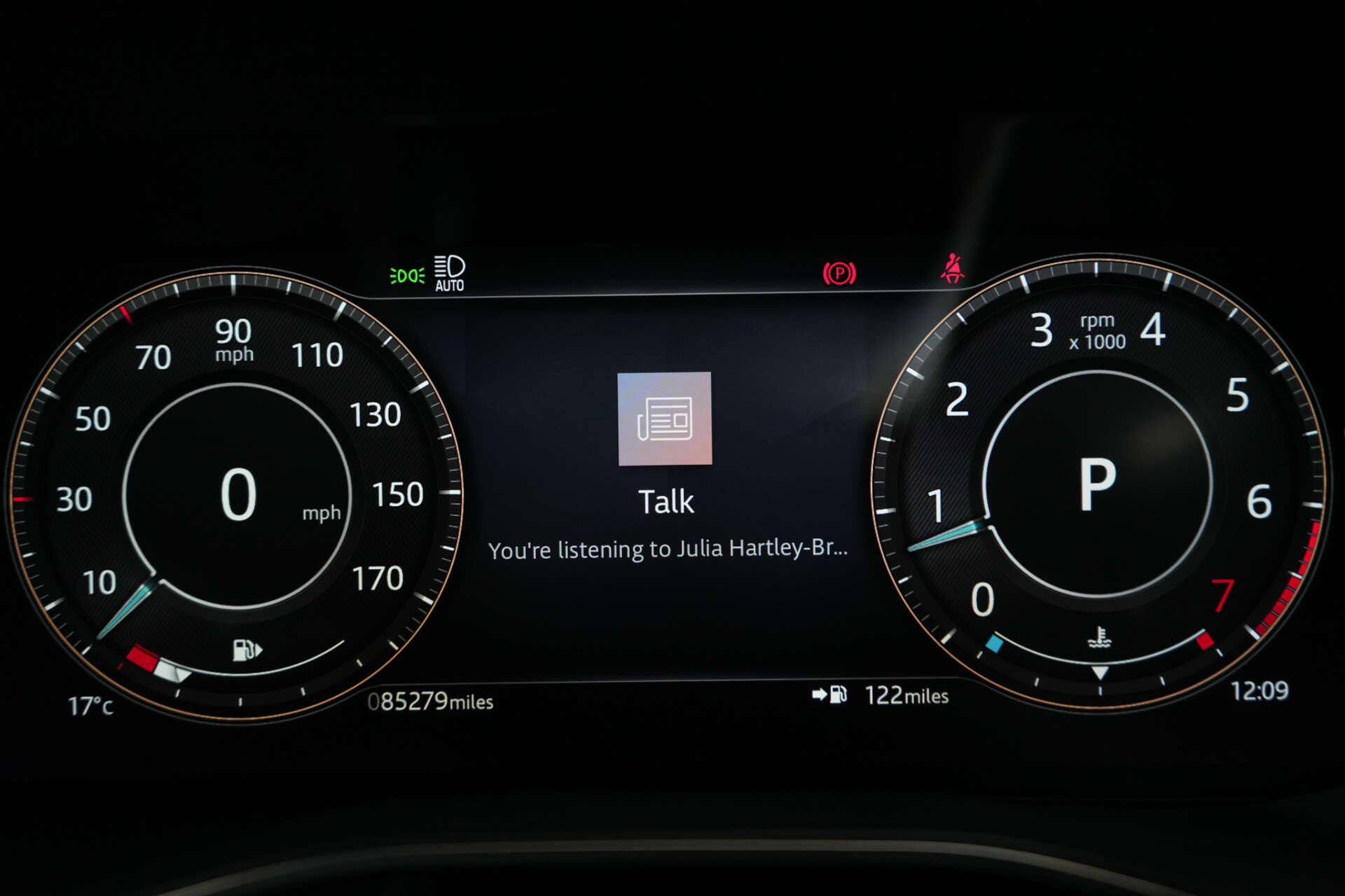 Jaguar F-Pace view 46