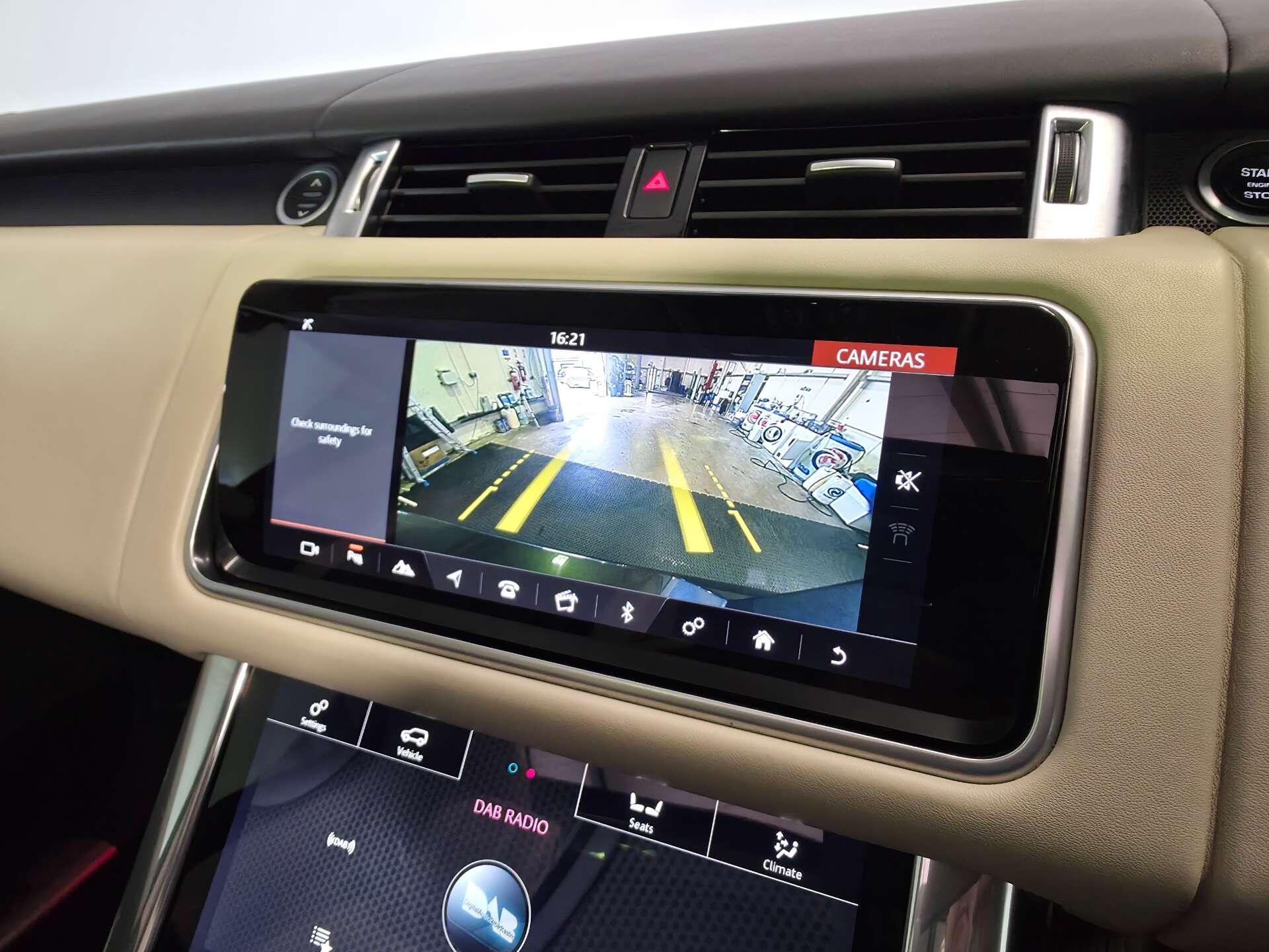Land Rover Range Rover Sport view 46