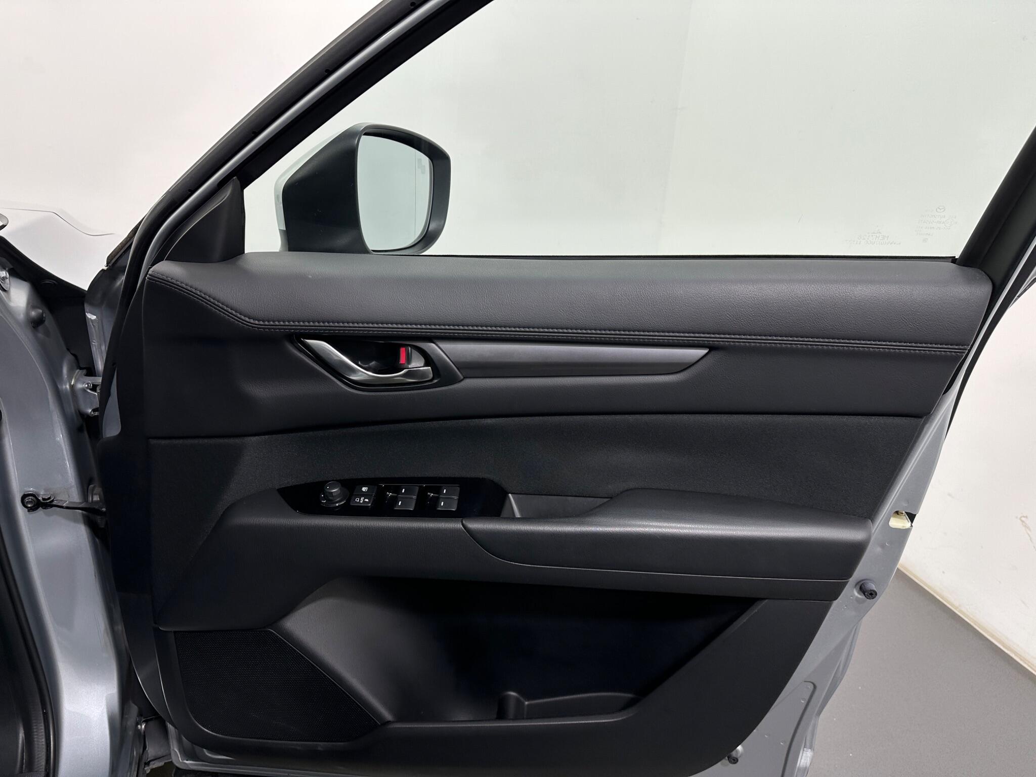 Mazda CX-5 view 32