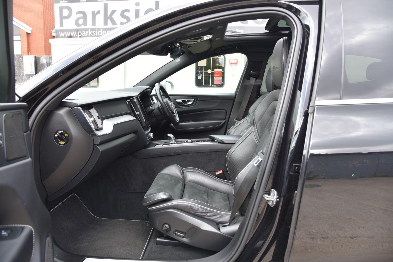 Volvo XC60 view 24