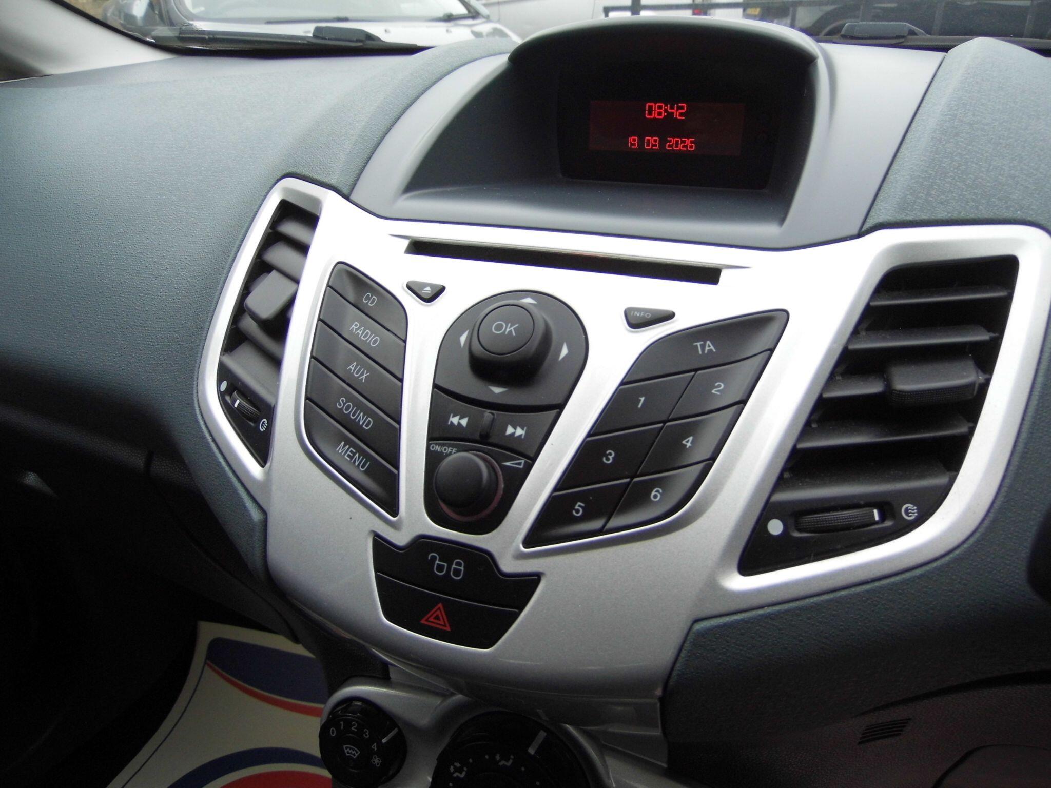 Ford Fiesta view 30