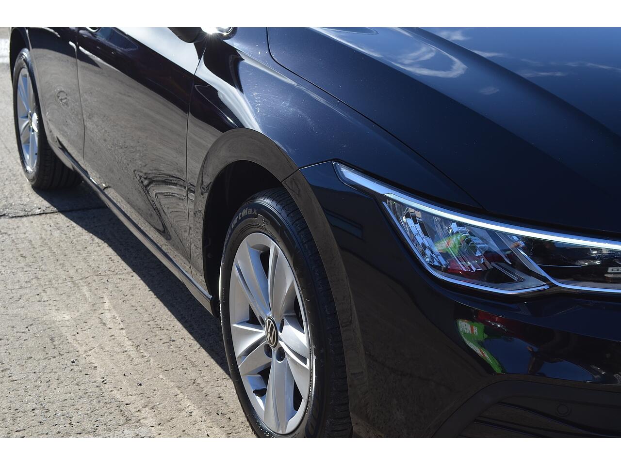 Volkswagen Golf view 27