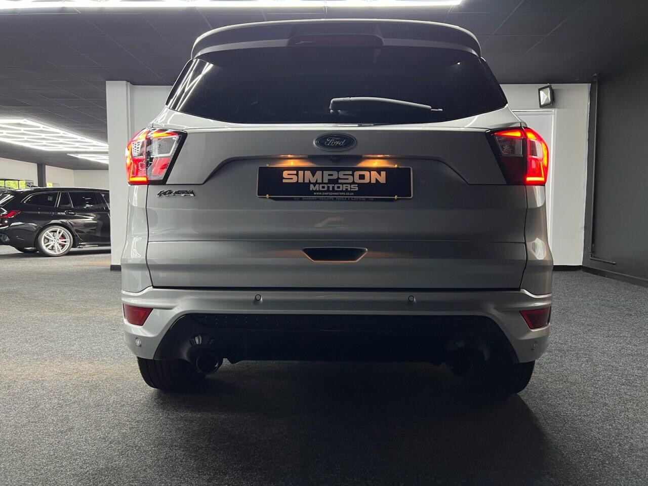 Ford Kuga view 10