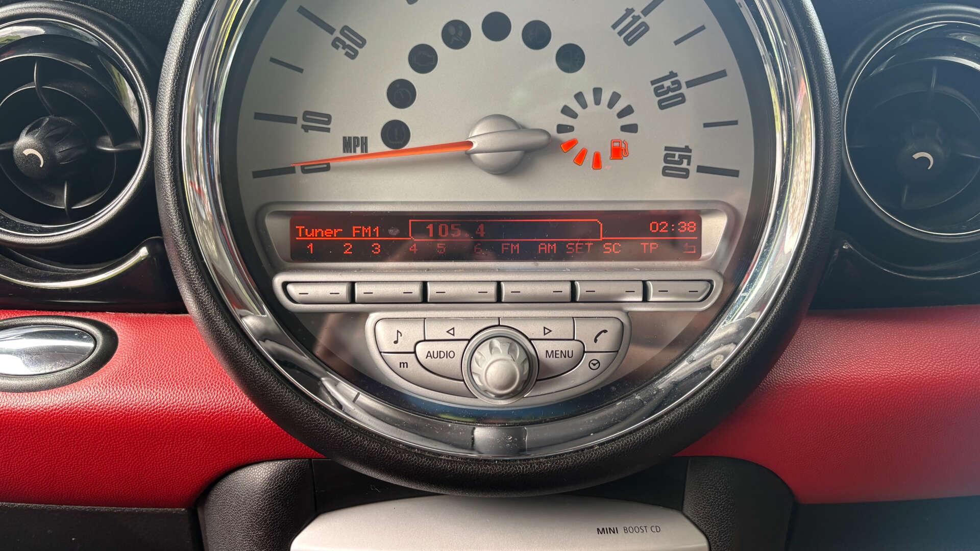 Mini Hatch view 18