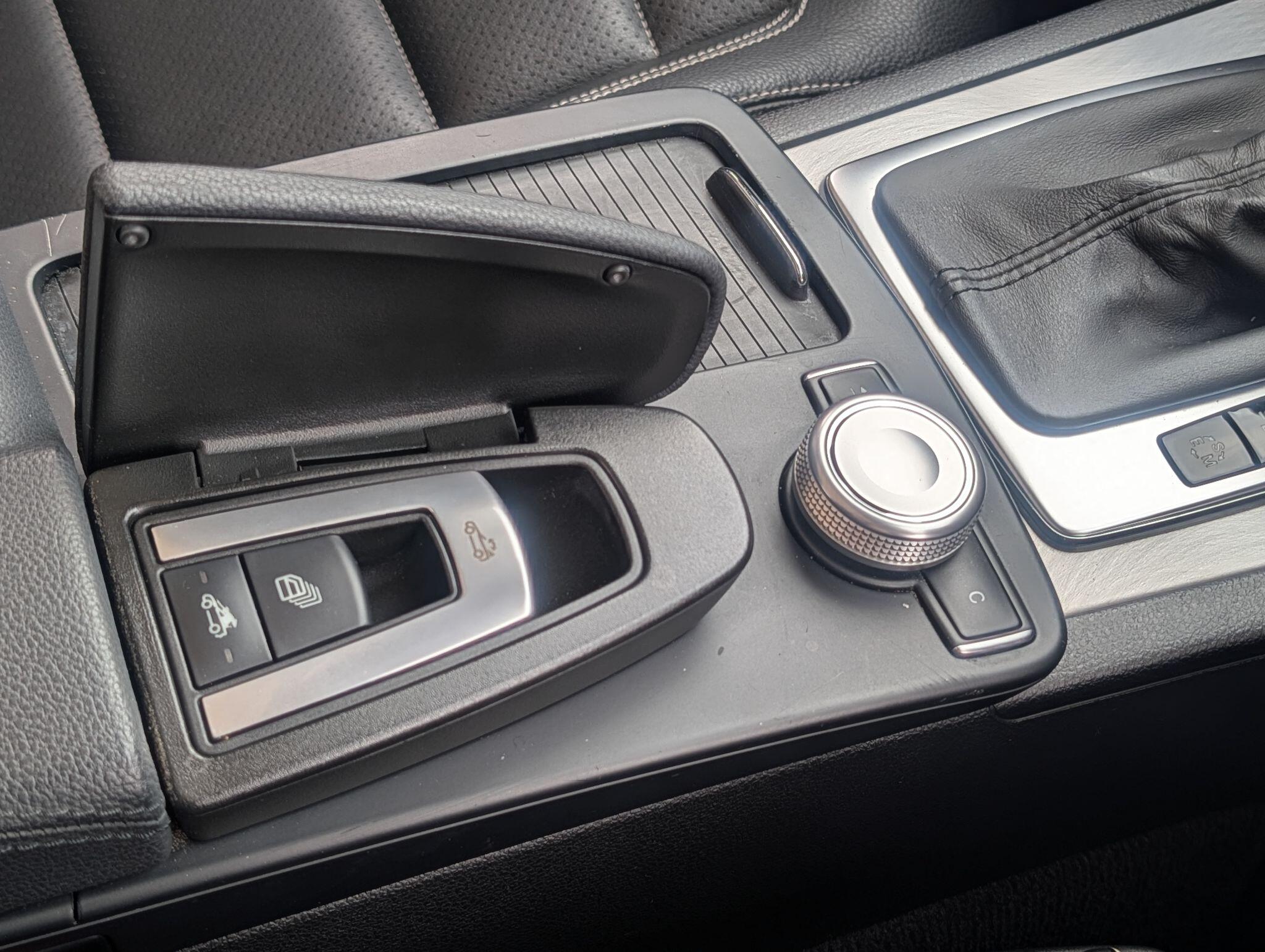 Mercedes-Benz E-Class view 59