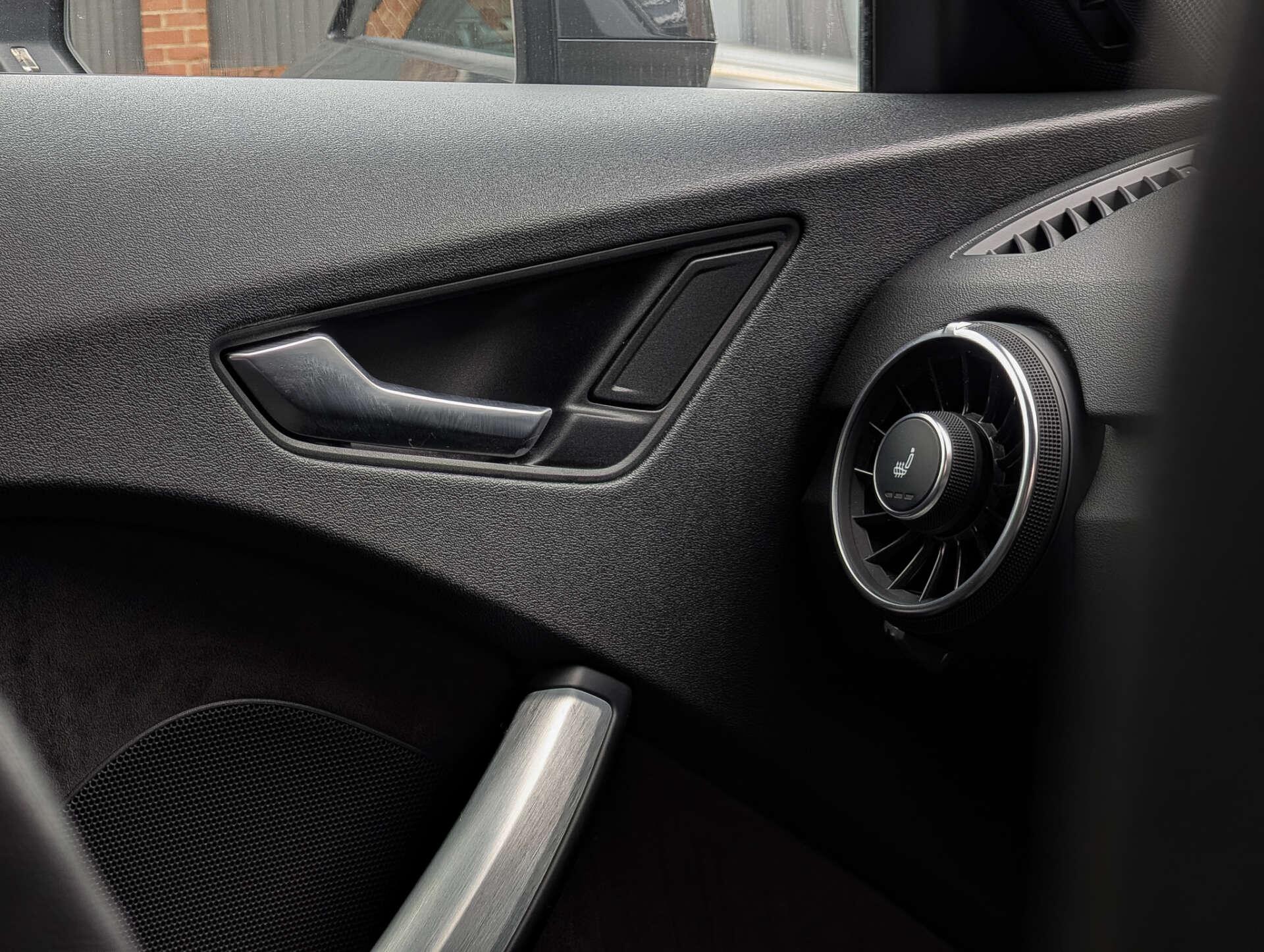 Audi TT view 42