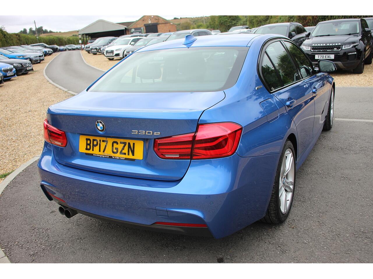 BMW 3 Series view 10
