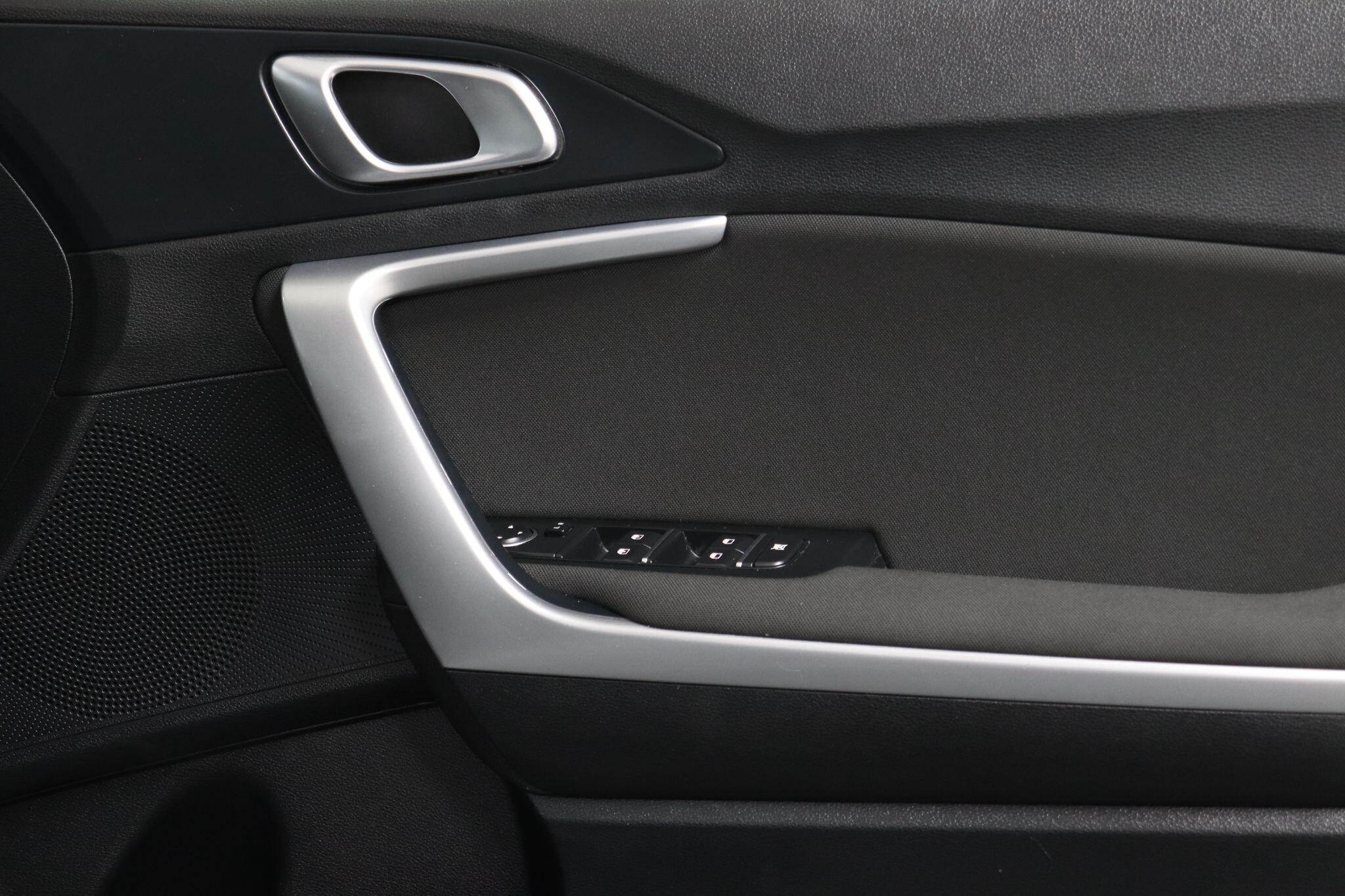 Kia XCeed view 36