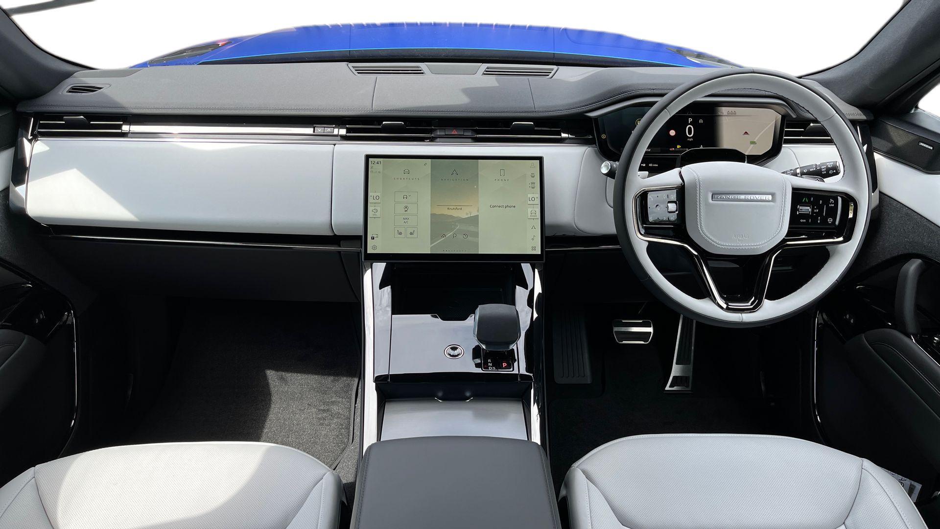 Land Rover Range Rover Sport view 13