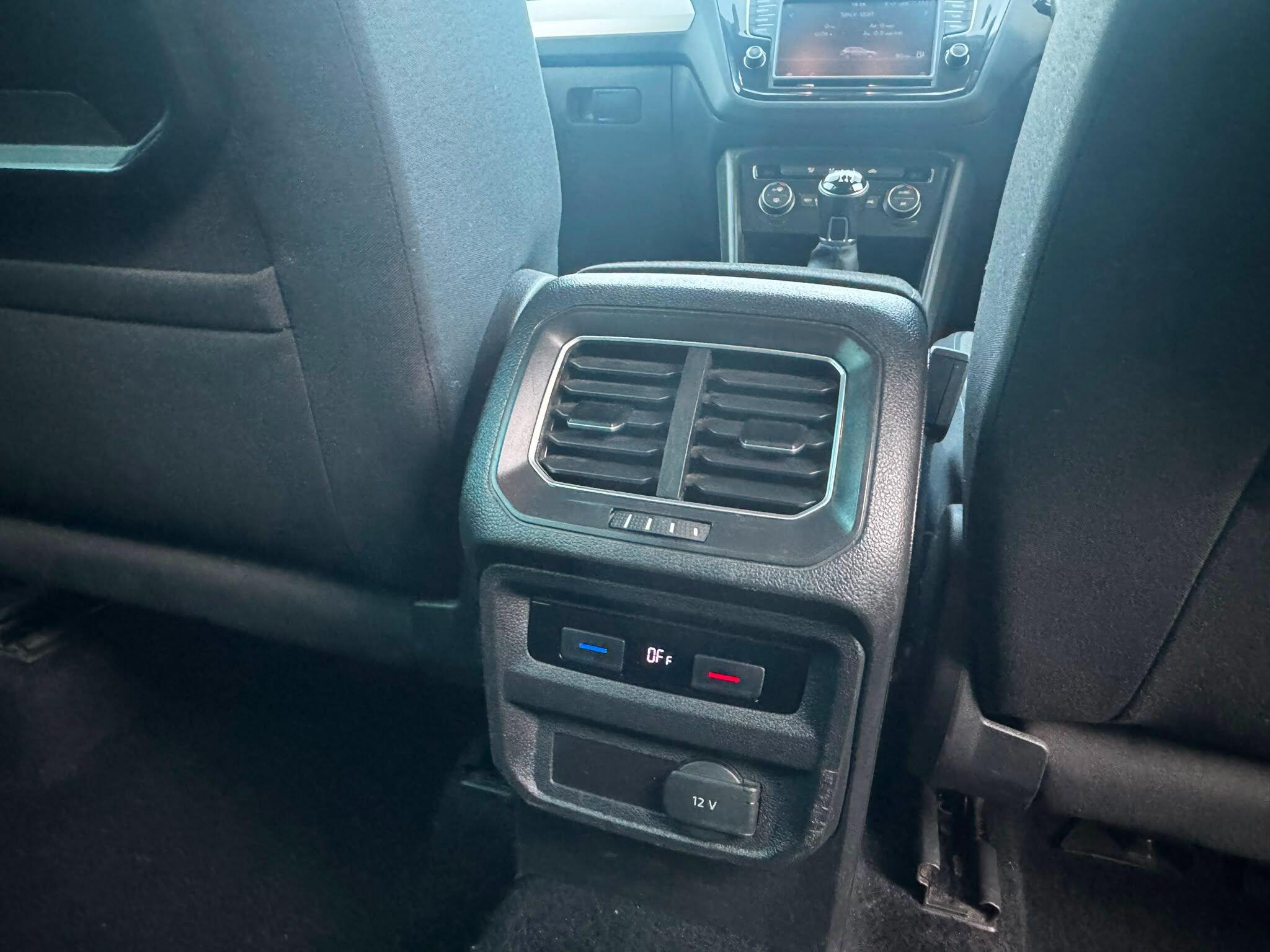 Volkswagen Tiguan view 38