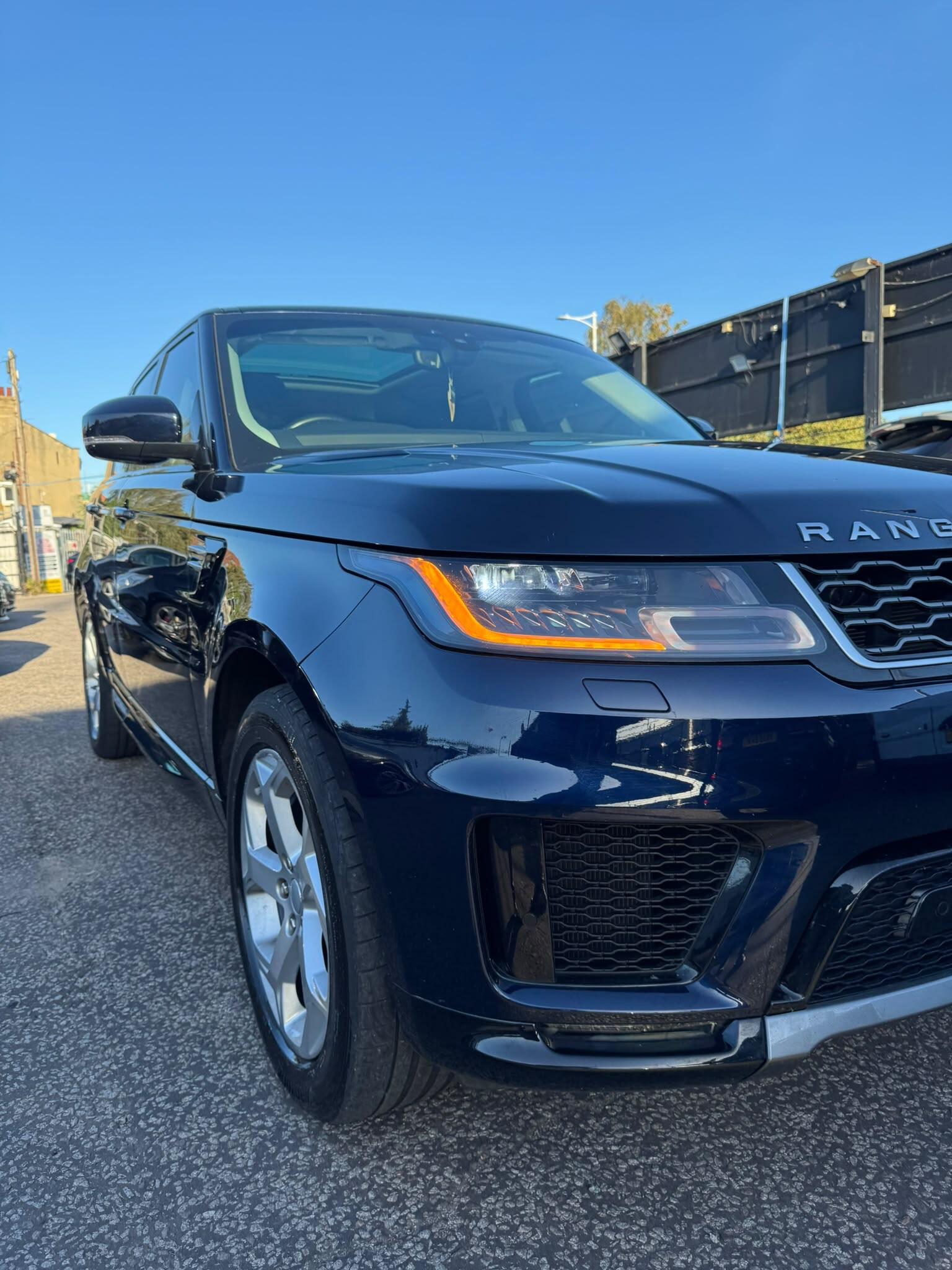 Land Rover Range Rover Sport view 19