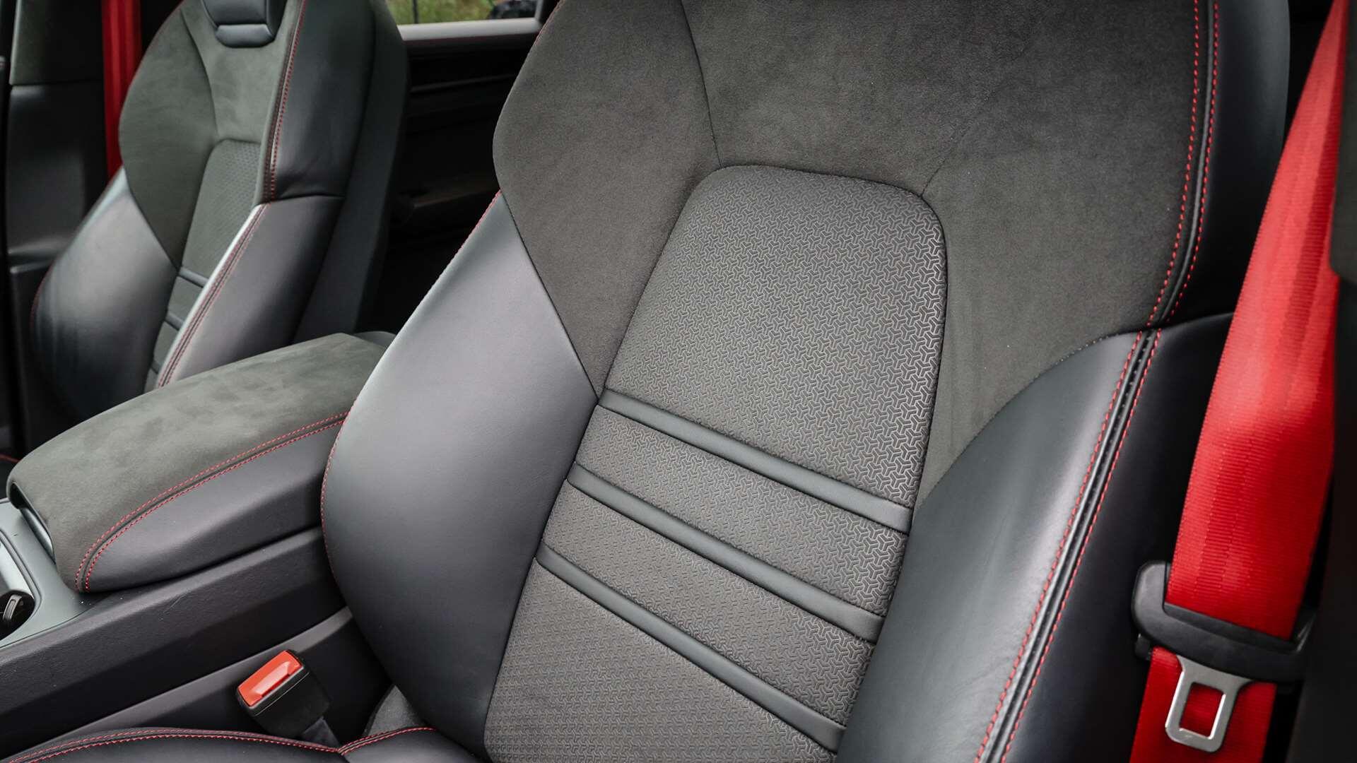 Porsche Cayenne view 13