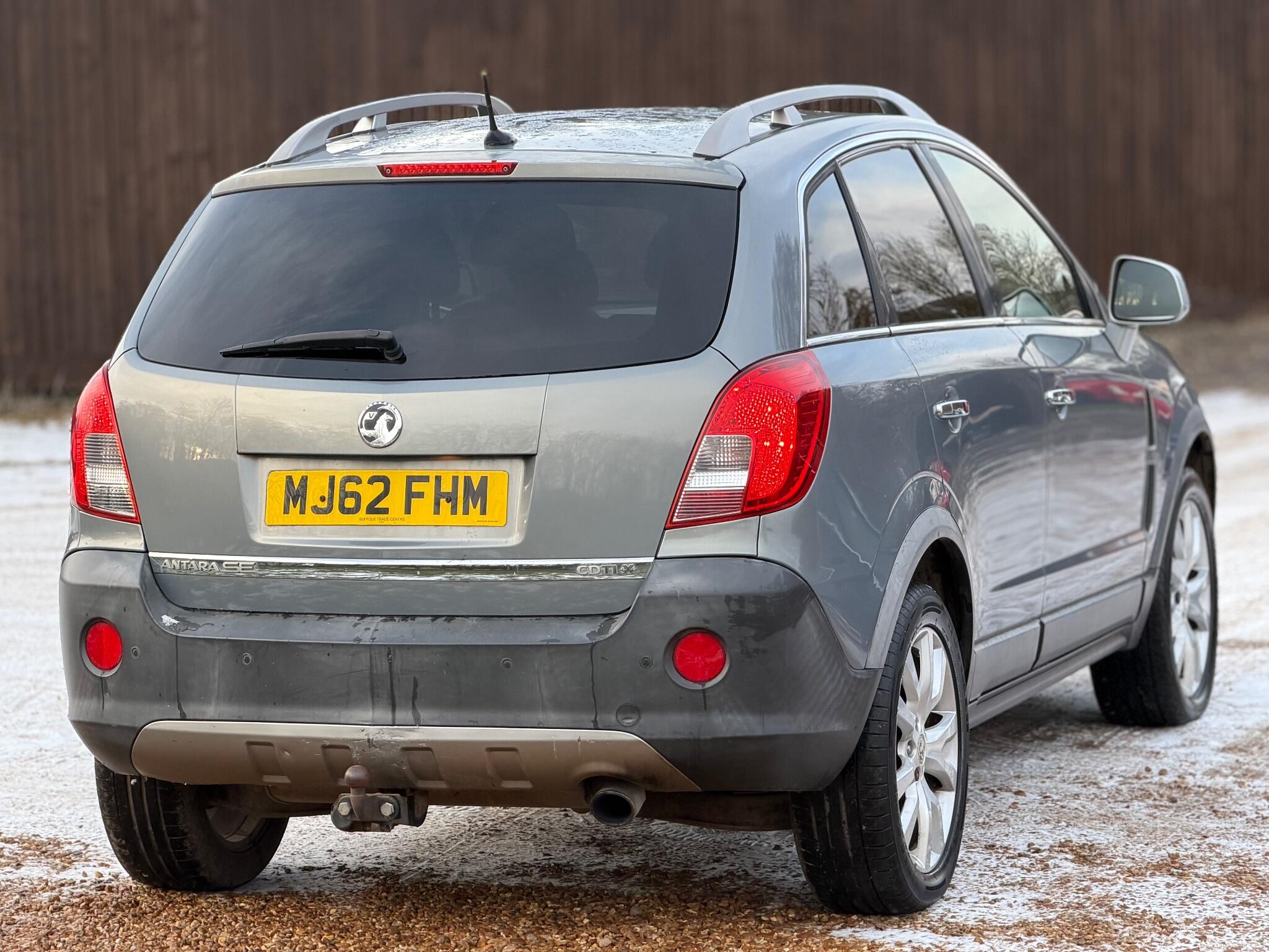 2012 Vauxhall Antara 2.2 CDTi SE Auto 4WD Euro 5 5dr (SNav) image 11