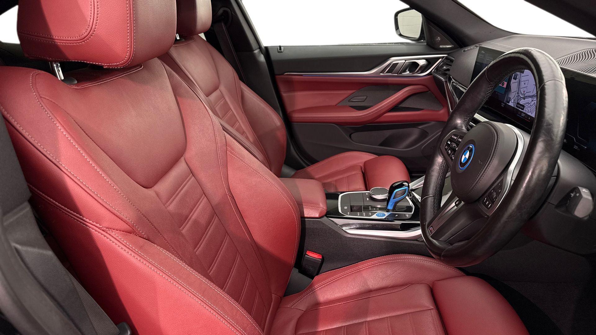 BMW I4 view 11