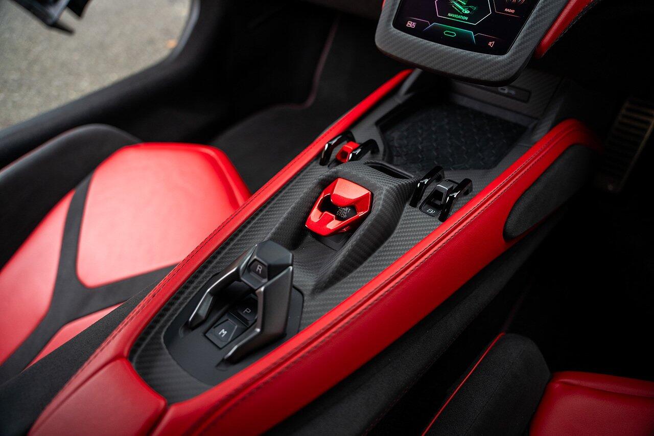 Lamborghini Revuelto view 72