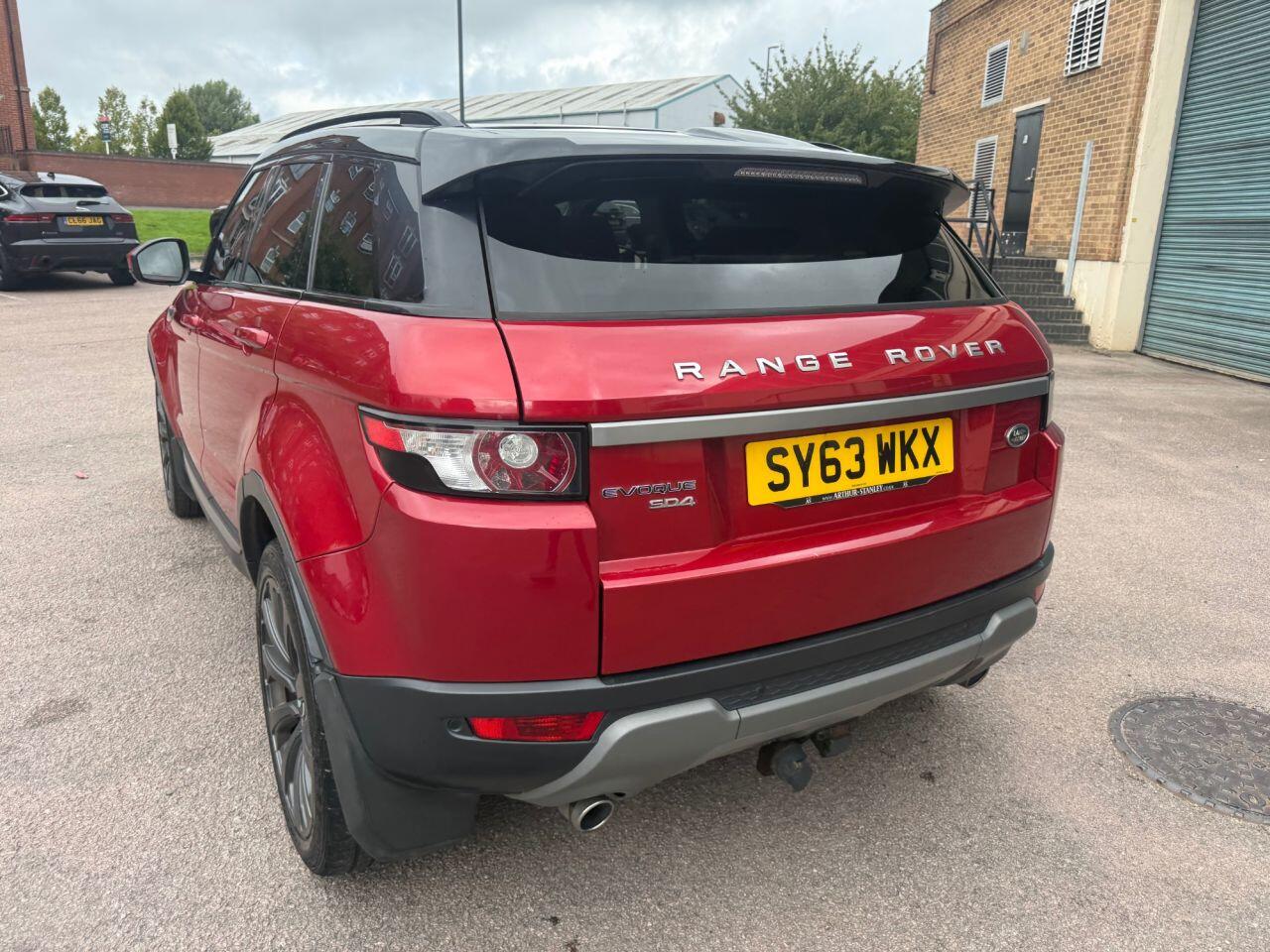 Land Rover Range Rover Evoque view 7