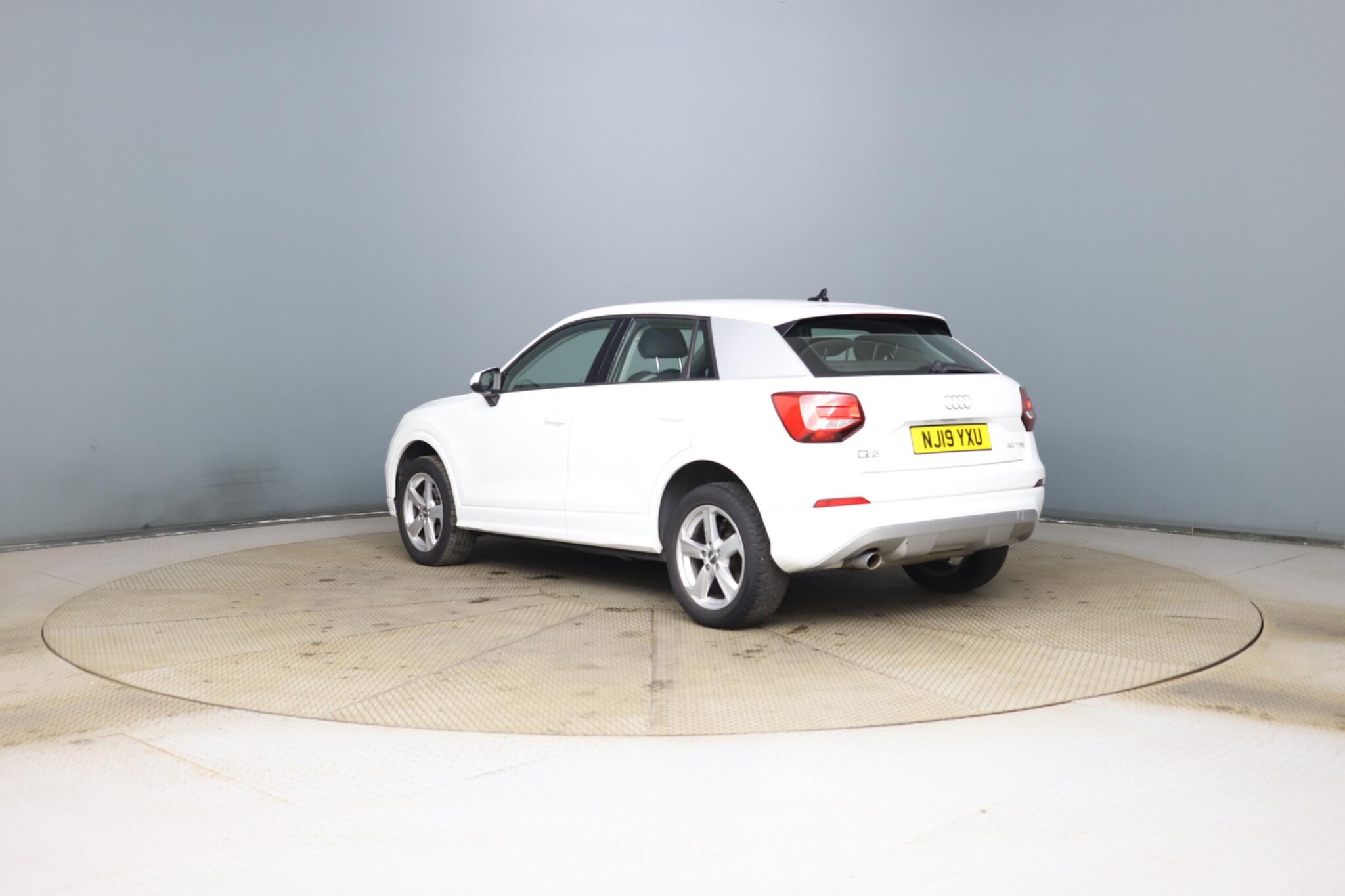 Audi Q2 view 4