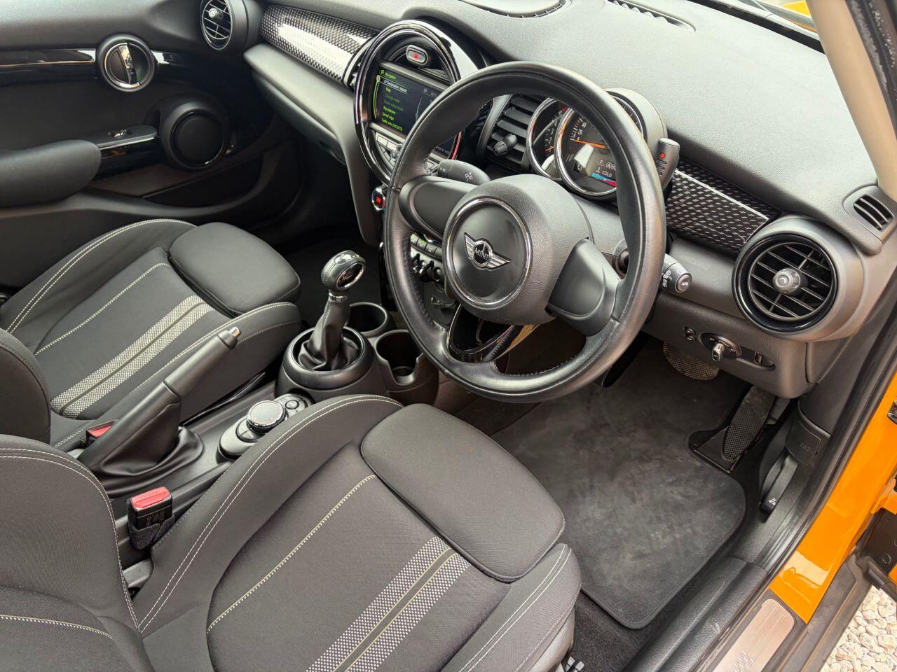 Mini Hatch view 14