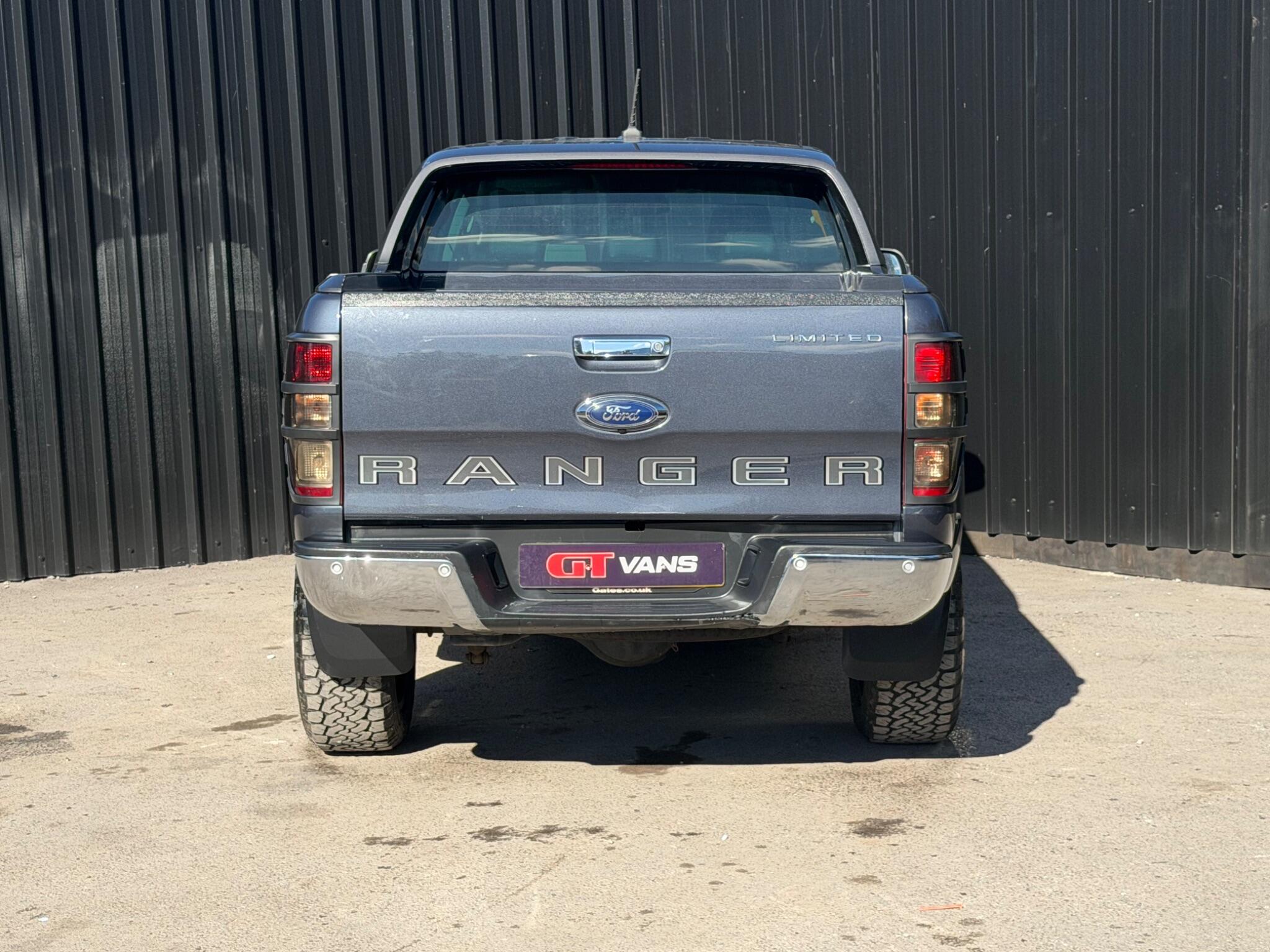 Ford Ranger view 4
