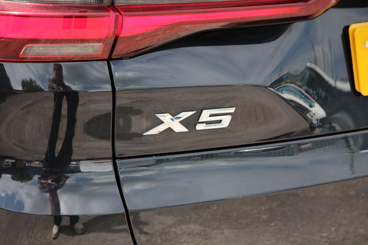 BMW X5 view 23