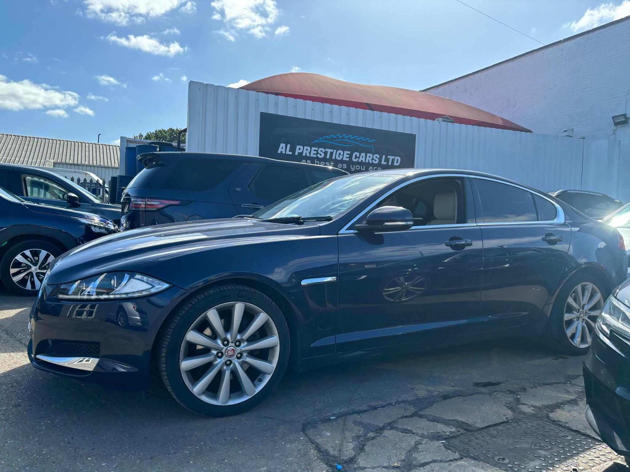 Jaguar XF main image