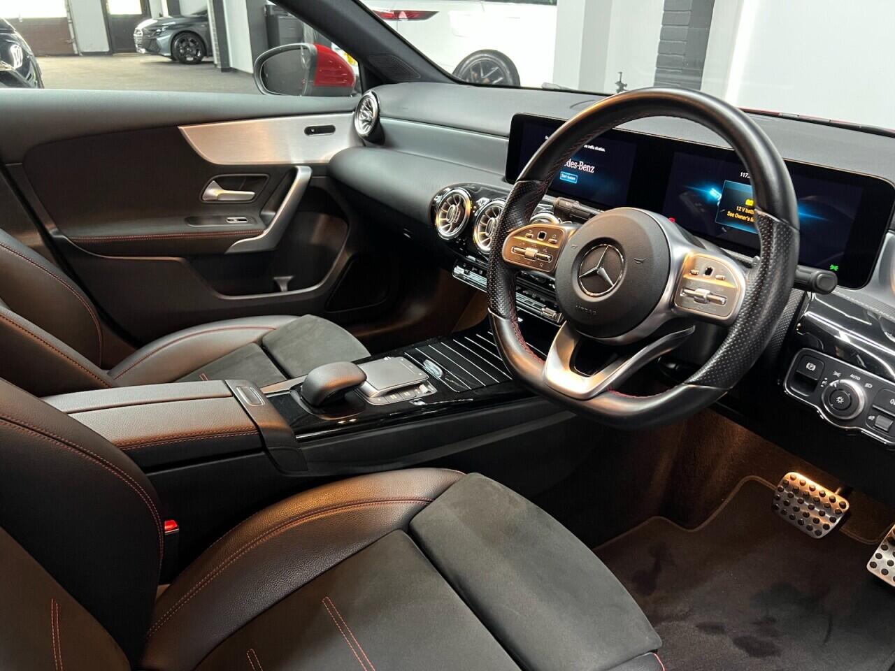 Mercedes-Benz A-Class view 38