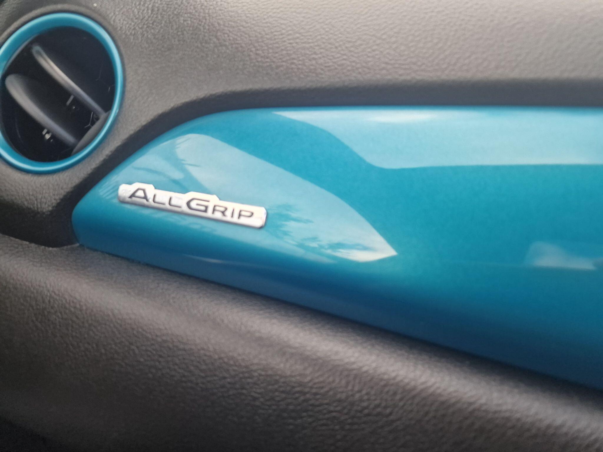 Suzuki Vitara view 45
